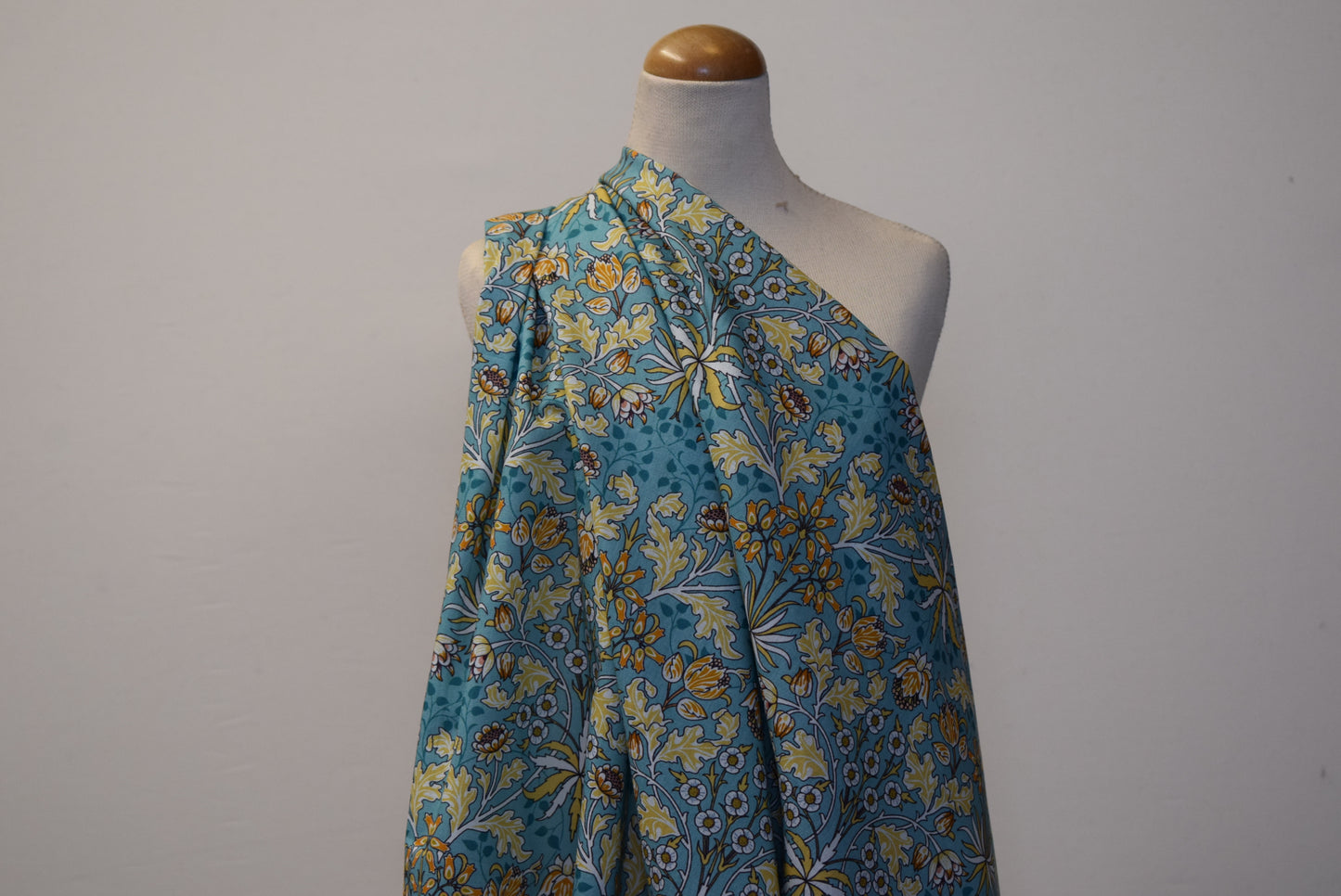 'Leafy Trail - 2 colourways cotton print