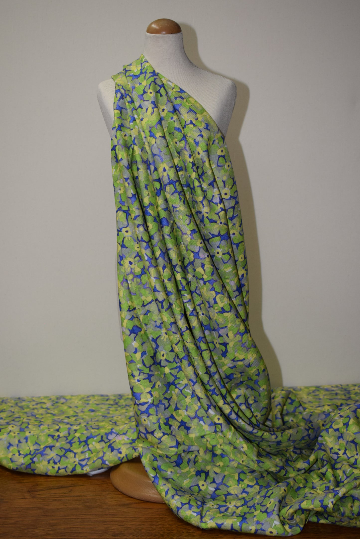 'June' Twill Print - Green