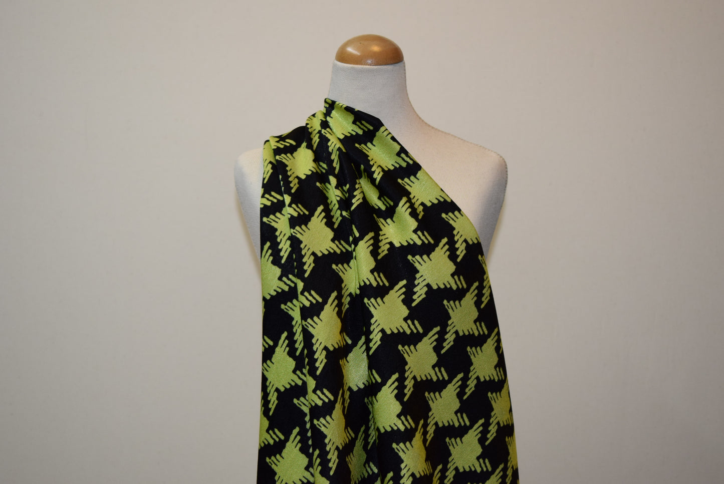 'Silk Touch' Pieds de Poule - Lime