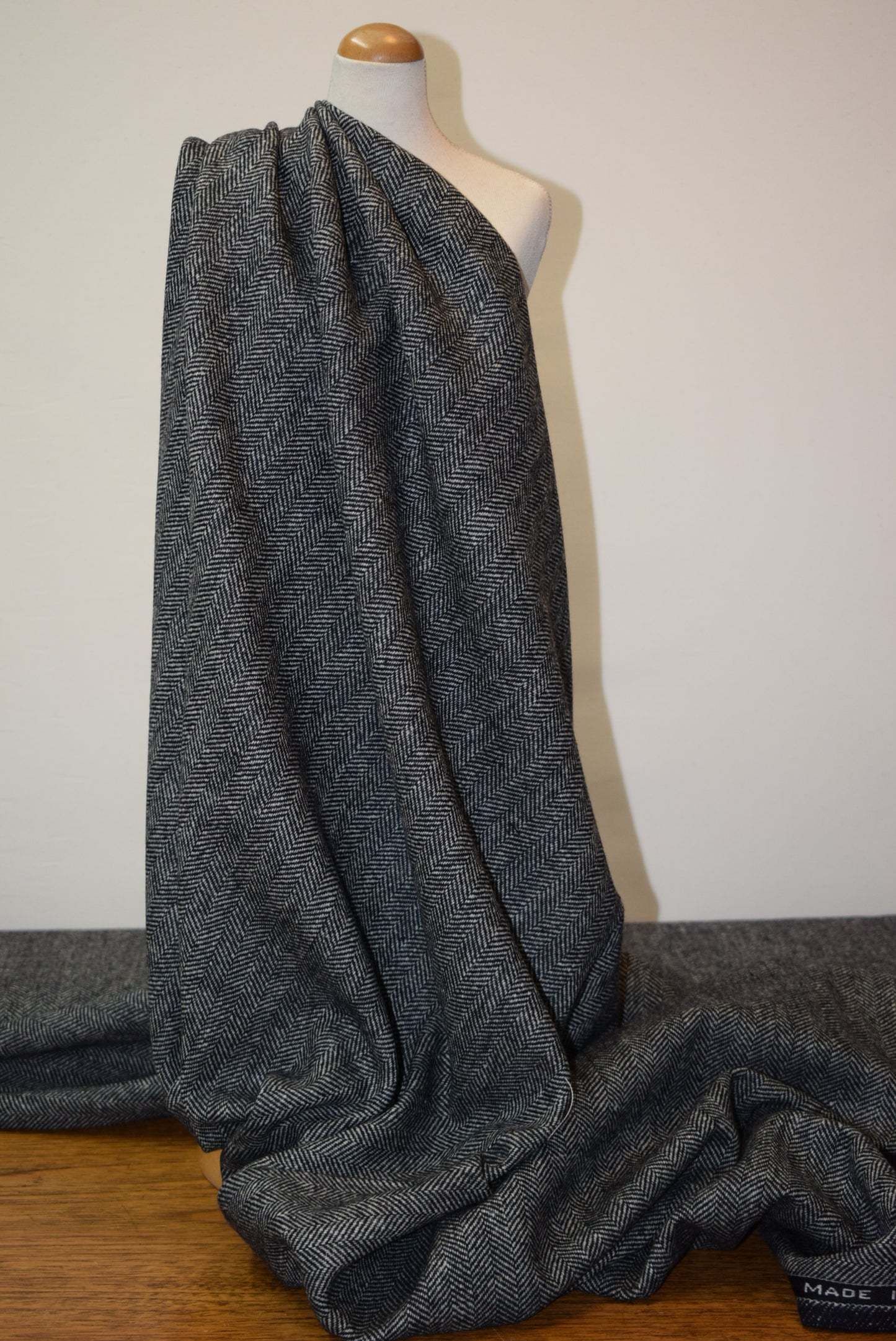 Black & White Herringbone