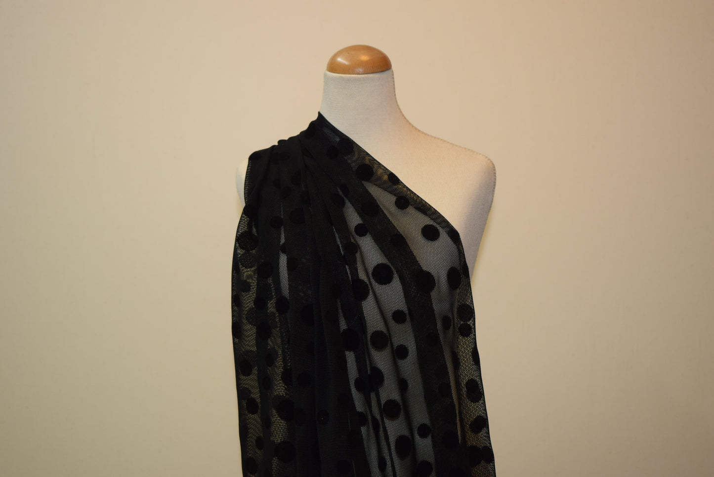 Mixed Flock Dots On Mesh - Black