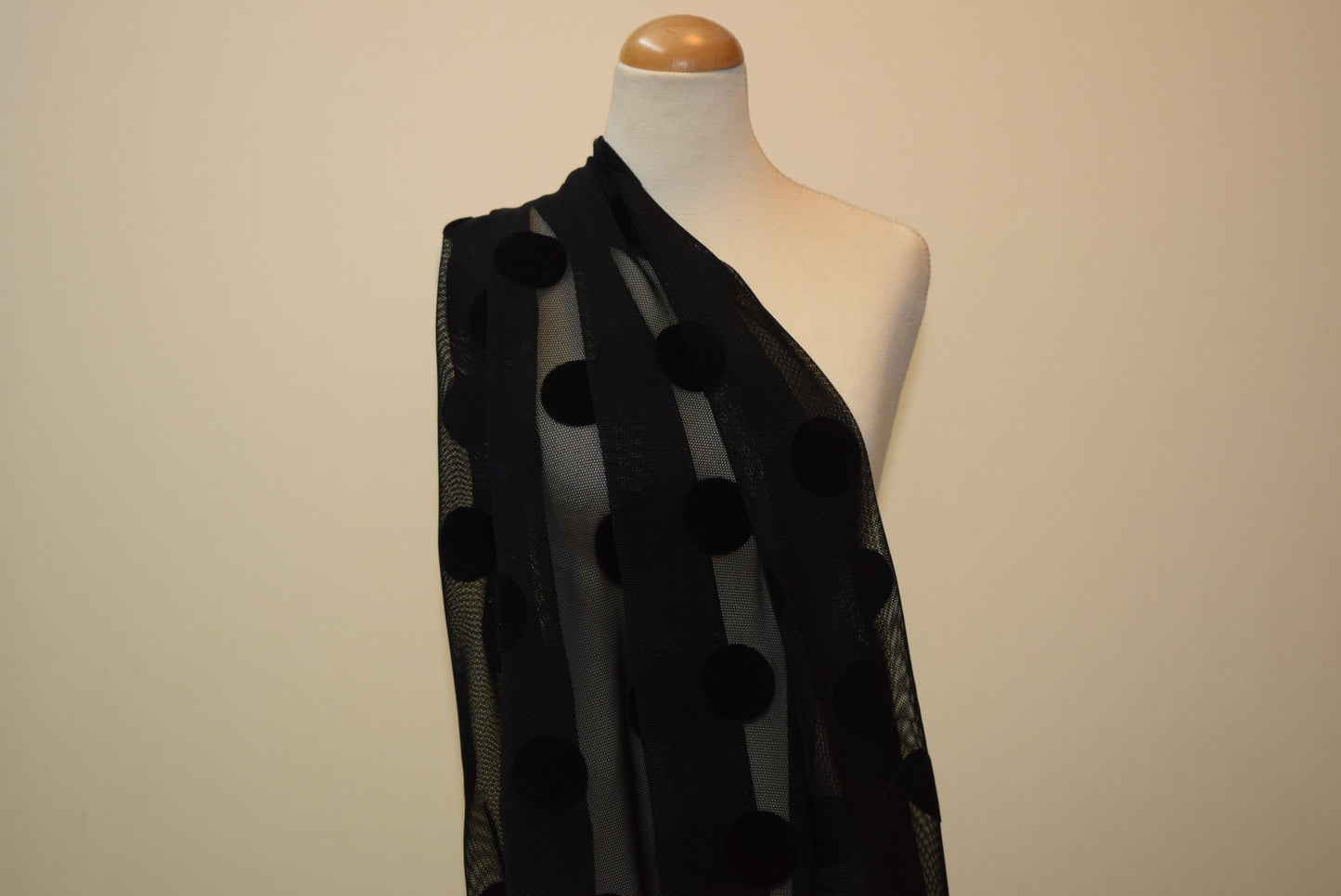 Mixed Flock Dots On Mesh - Black