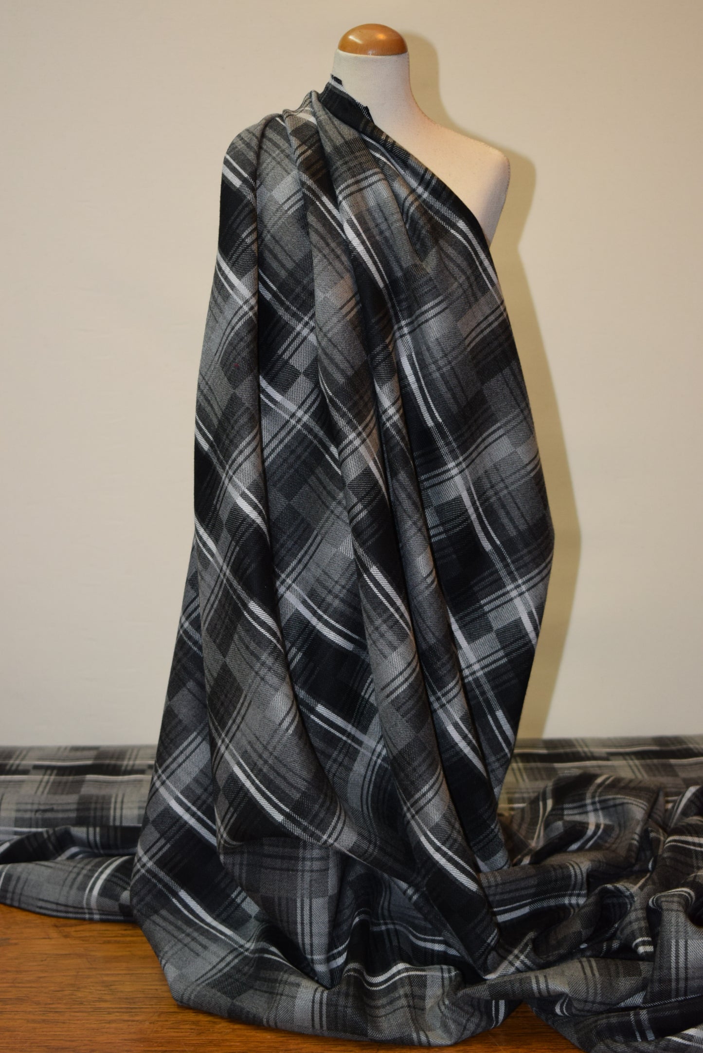 Offset Check Stretch Suiting