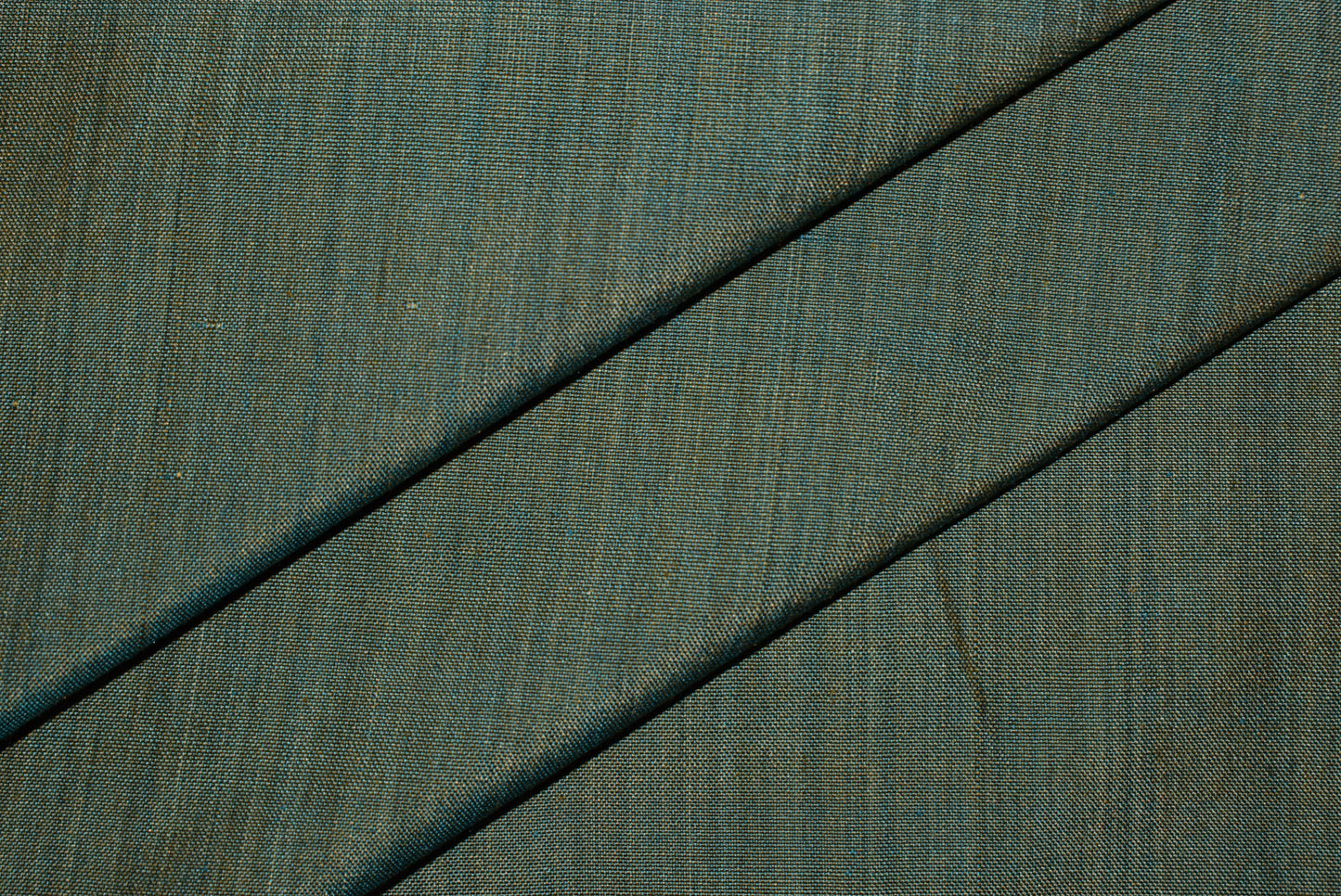 KHERSONESE SILK - Vintage Find- never to be repeated!-Green Shot