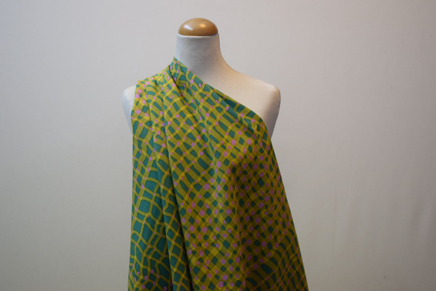Ochre/Green Wavy Check