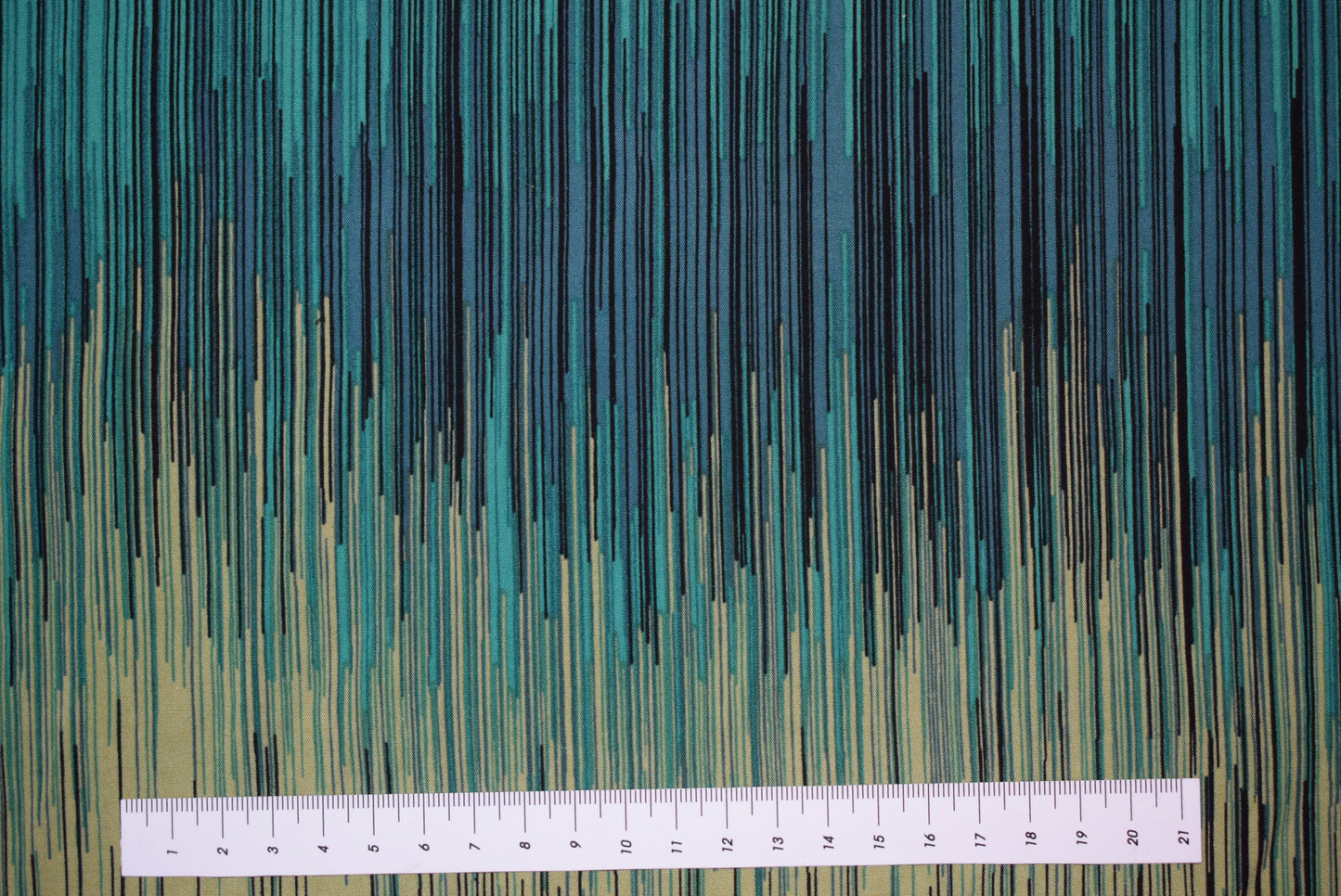 'Zig-Zag Strands' - Green