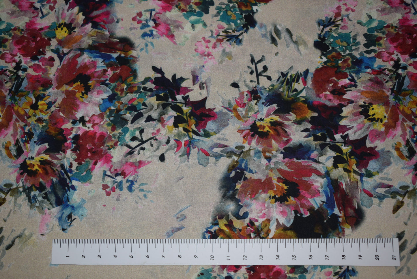 'Watercolour Fleur' Marlie Lawn