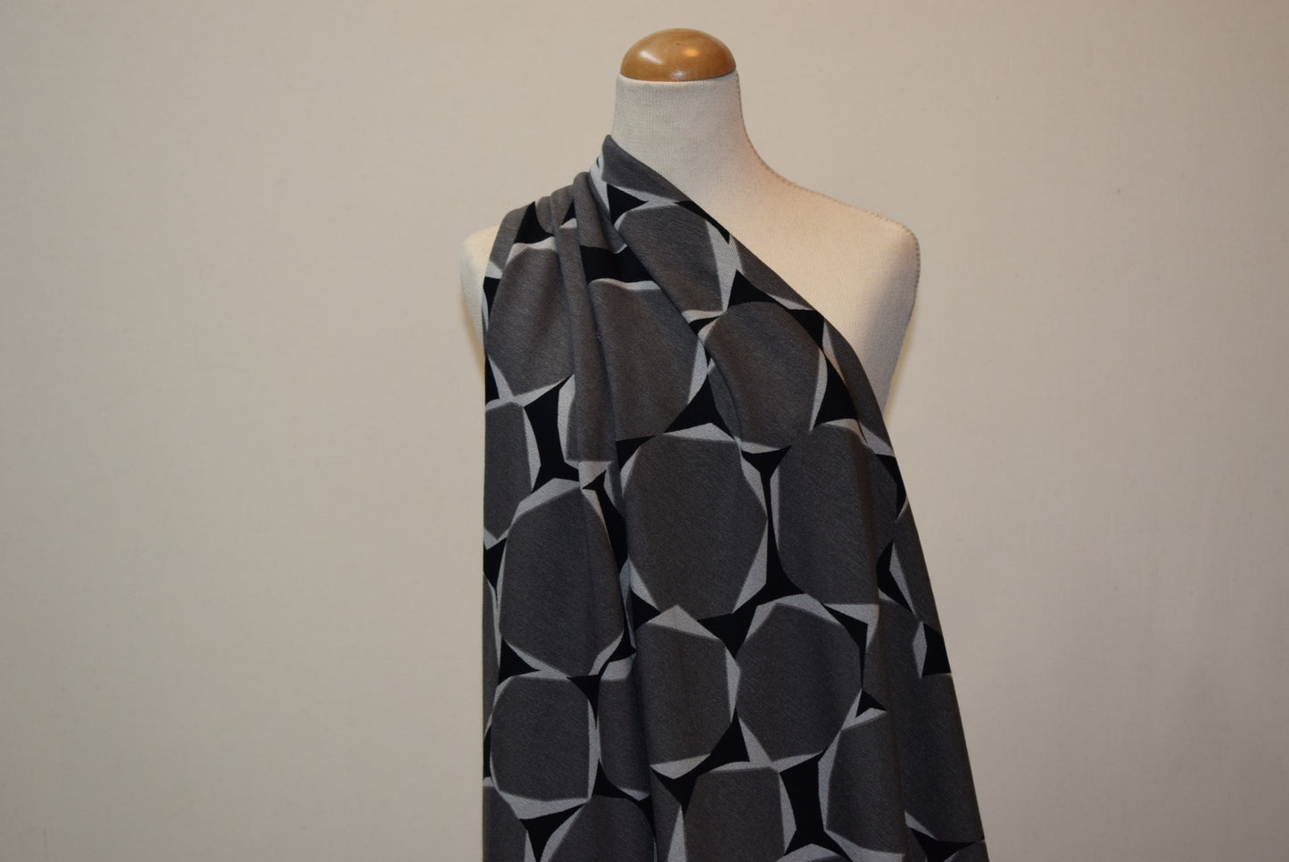 'Meteor' Jersey- Grey