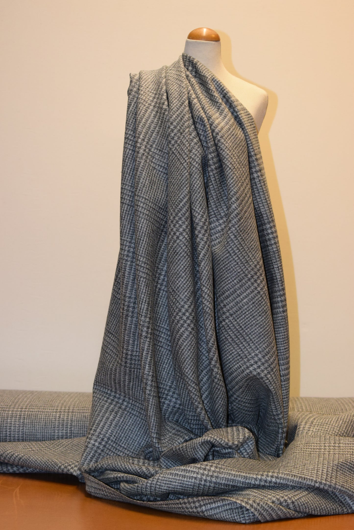 Grey Prince of Wales Tweed