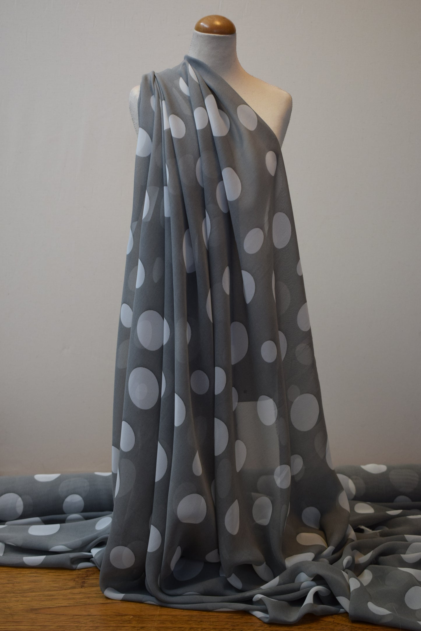 'Coin' Spot Chiffon - Grey