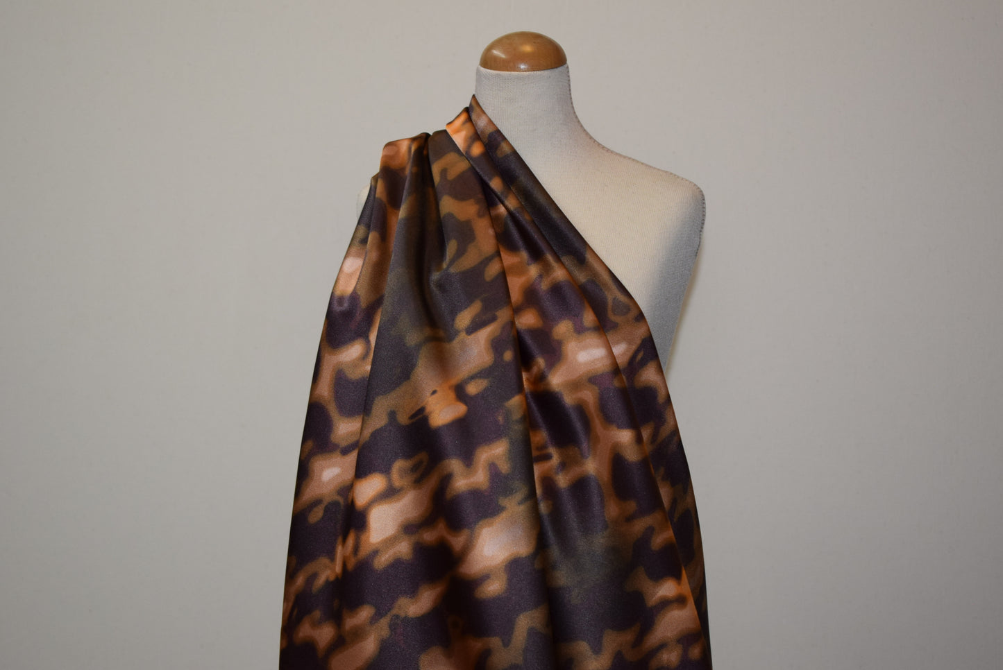 'Reflection' Satin - Gold