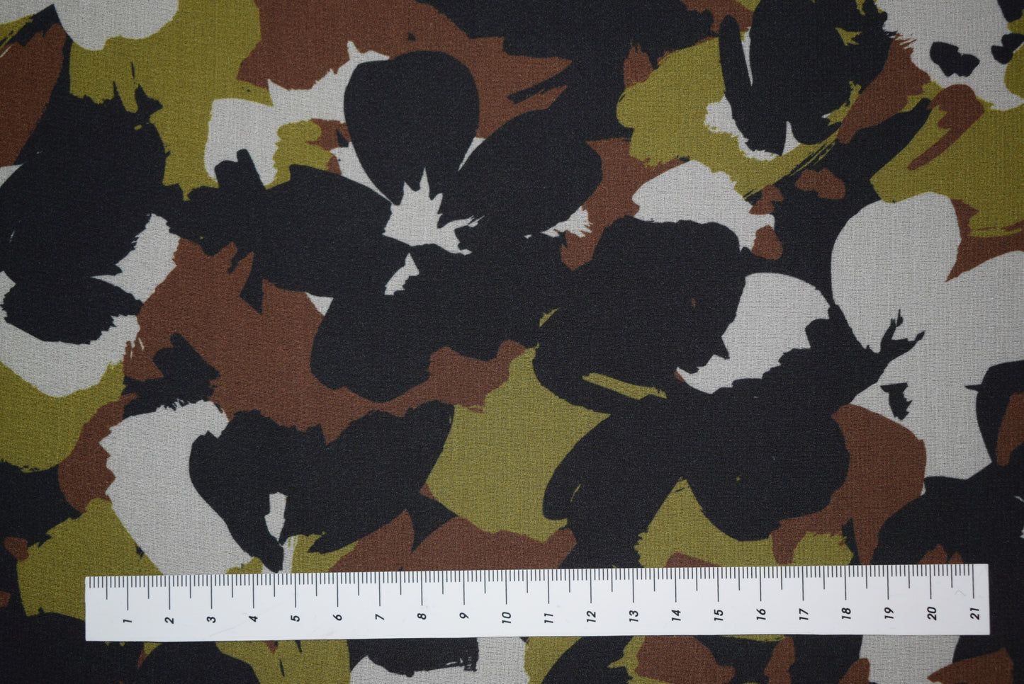 Camo Flower Georgette - Moss