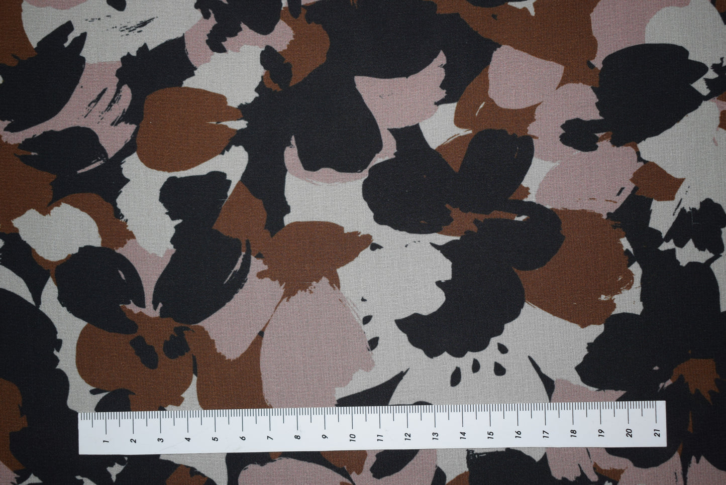 Camo Flower Georgette - Moss
