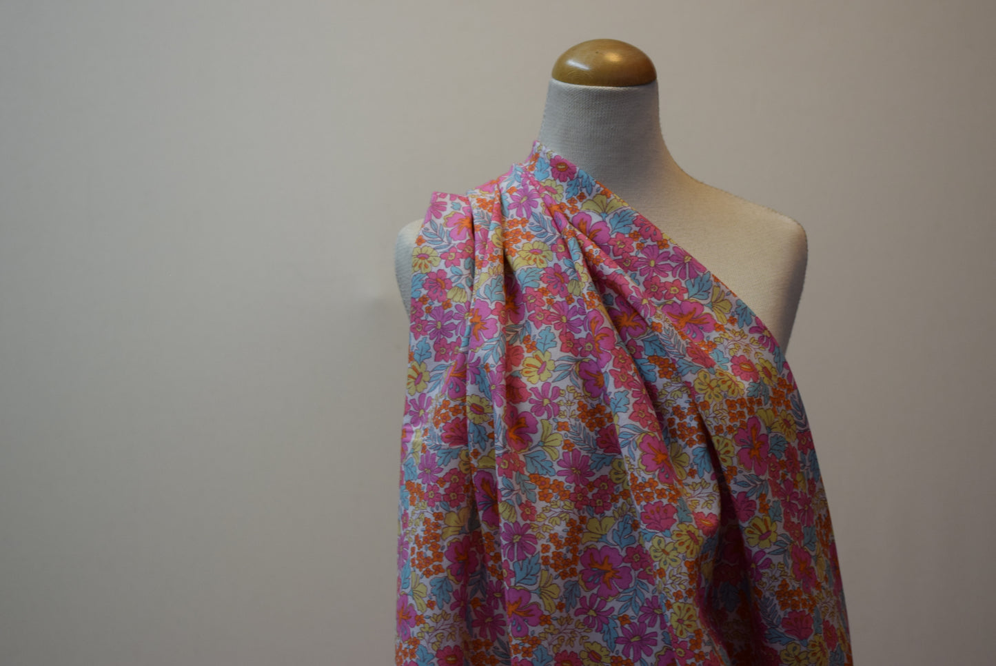 'Fiona' Printed Lawn