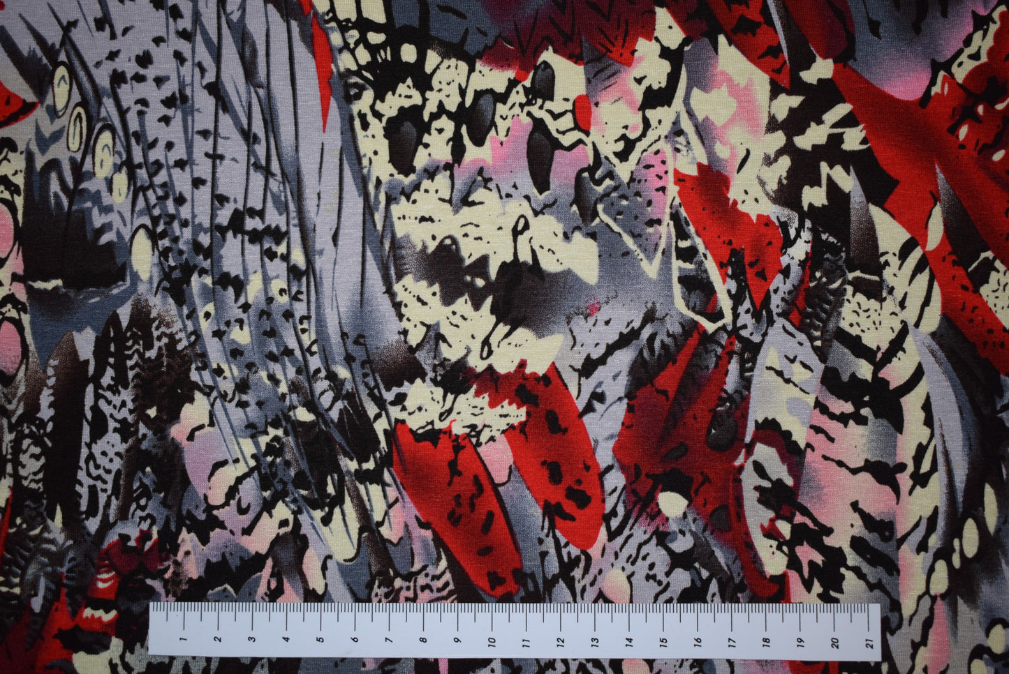 'Feathers' Jersey