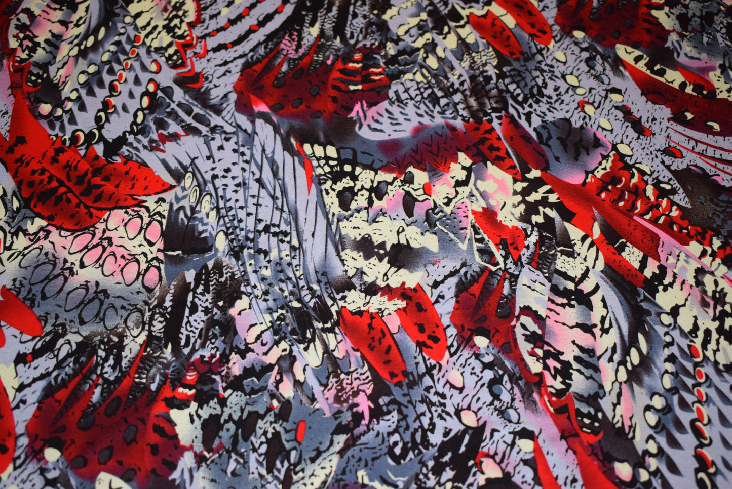 'Feathers' Jersey