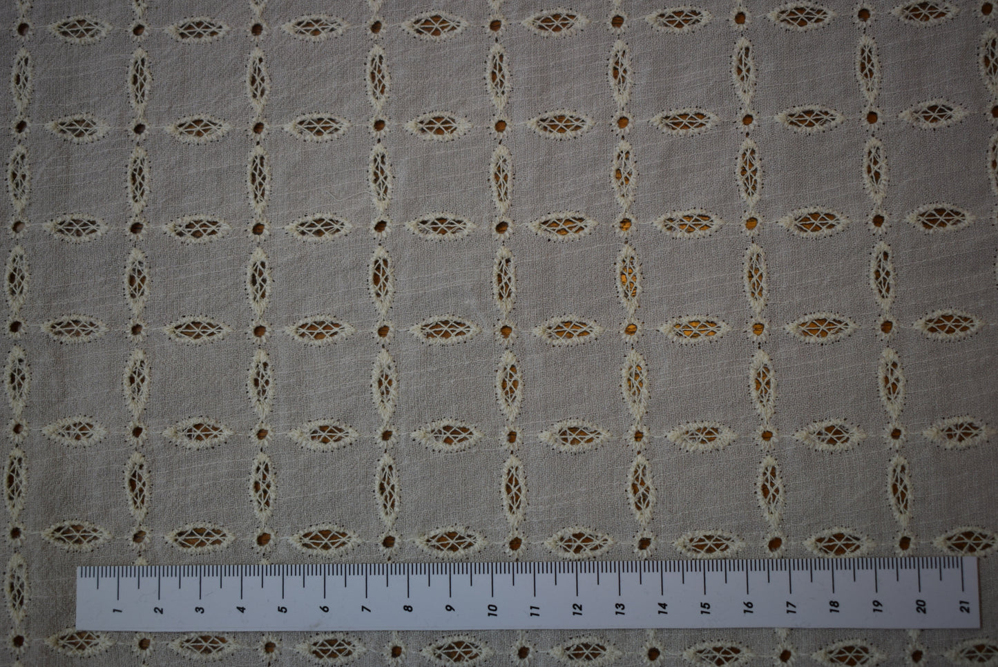 'Madrid' C/V Embroidered Crinkle