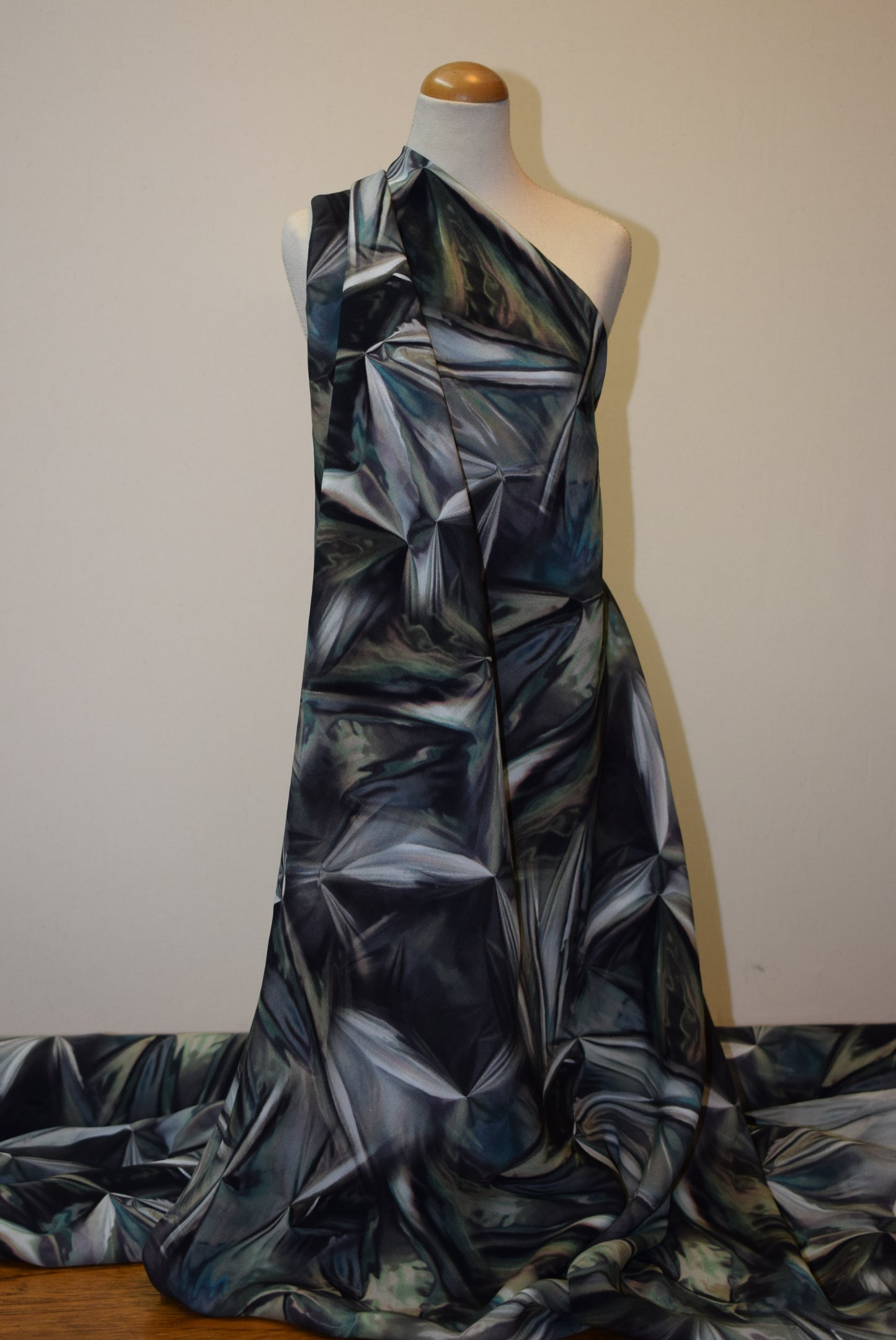 'Glass Shard' Cupro Crepe