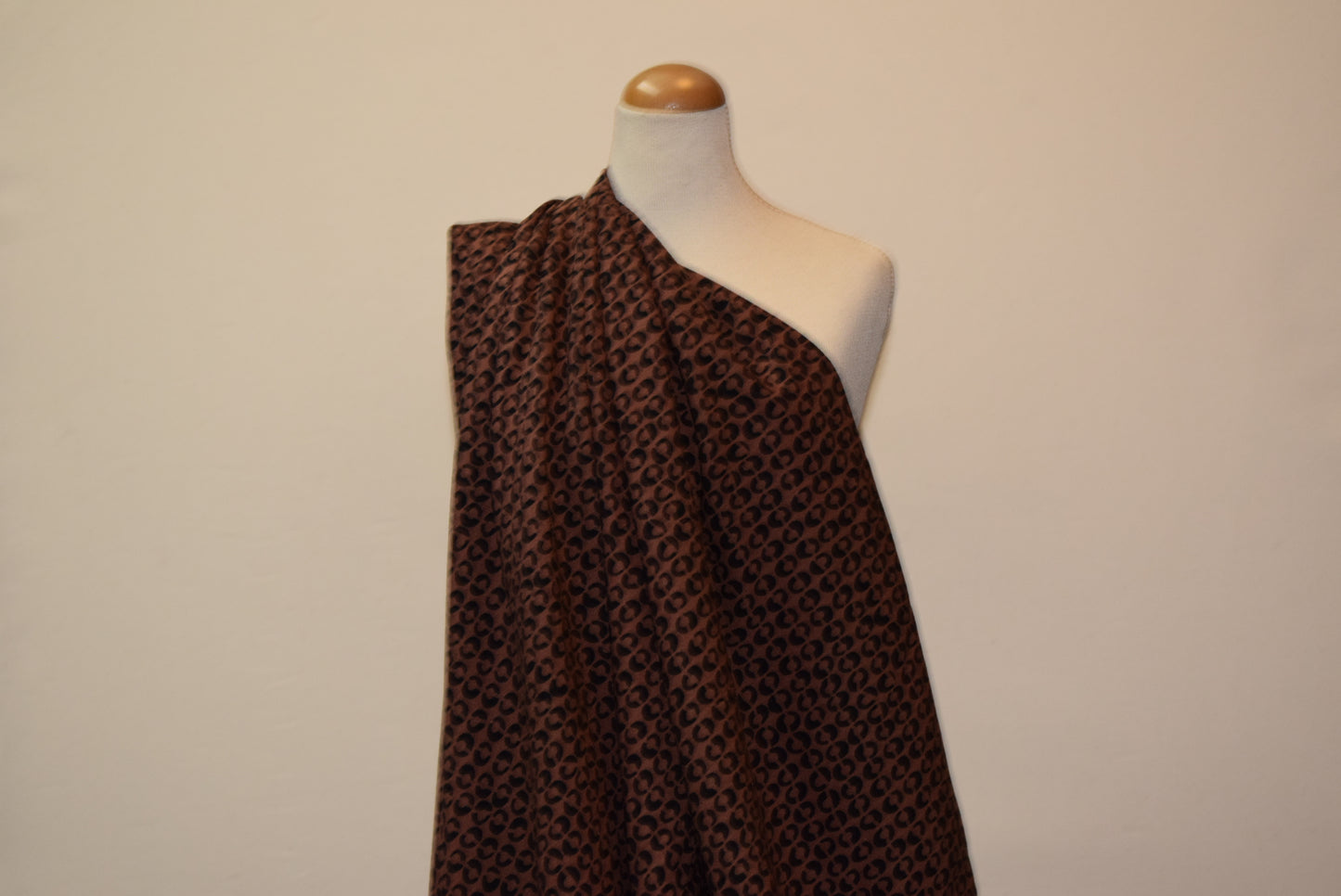 'Broken Dots' Twill Print - Pecan