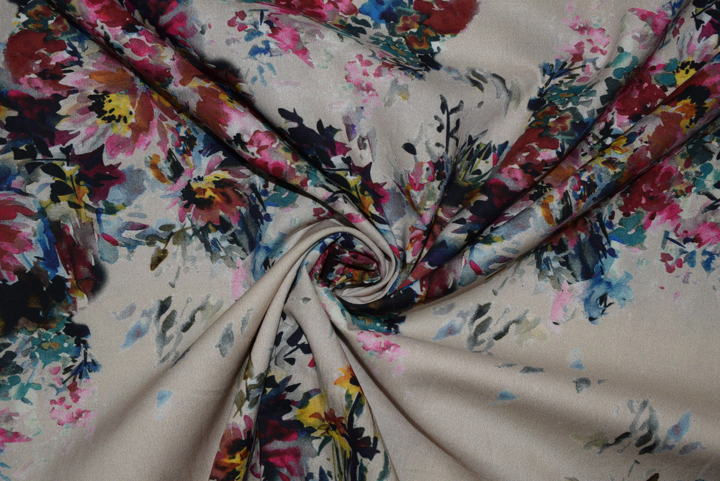'Watercolour Fleur' Marlie Lawn