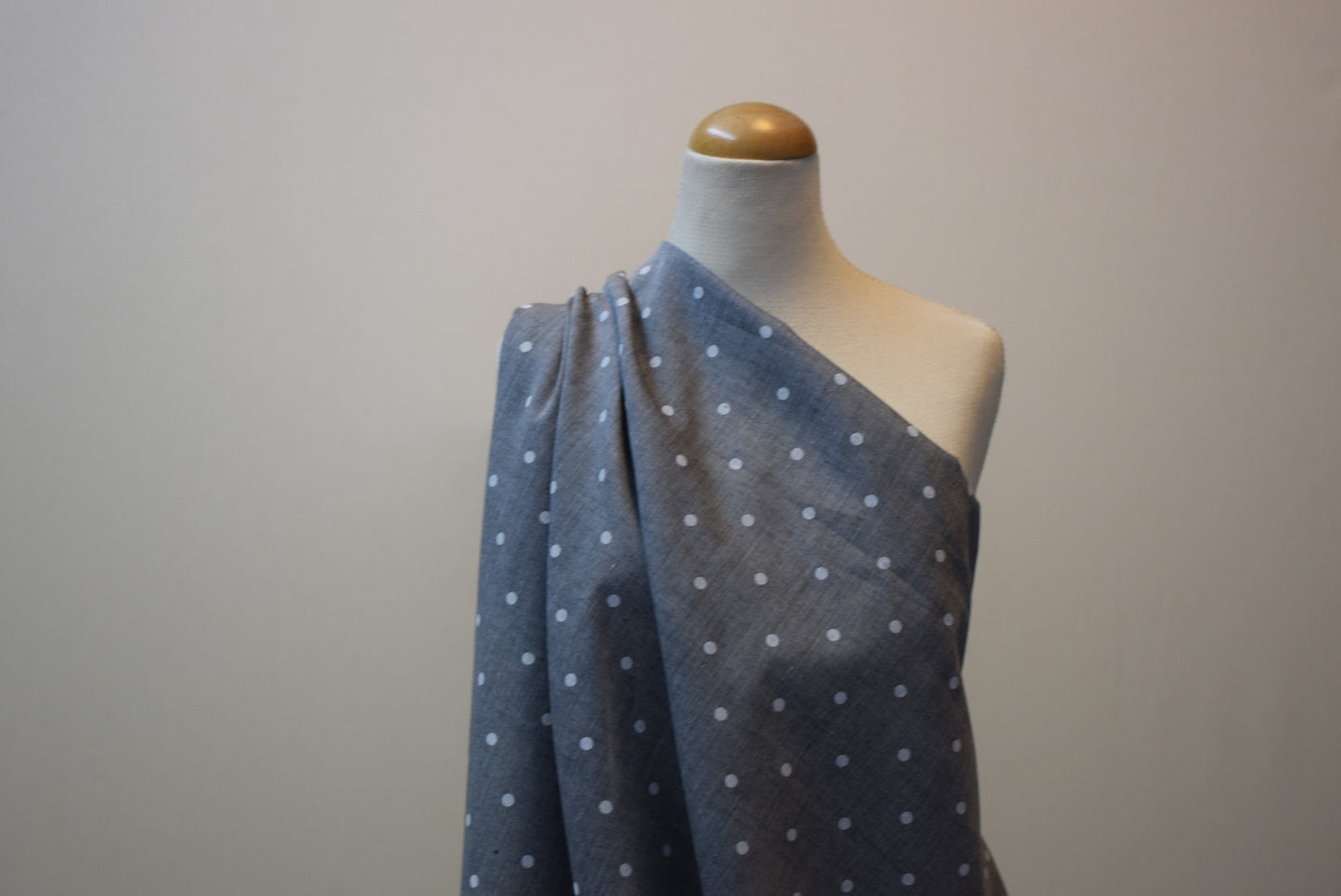 Polka Chambray Lawn - Grey/White