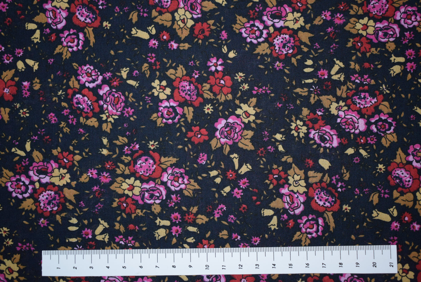 'Tessa' Floral Lawn