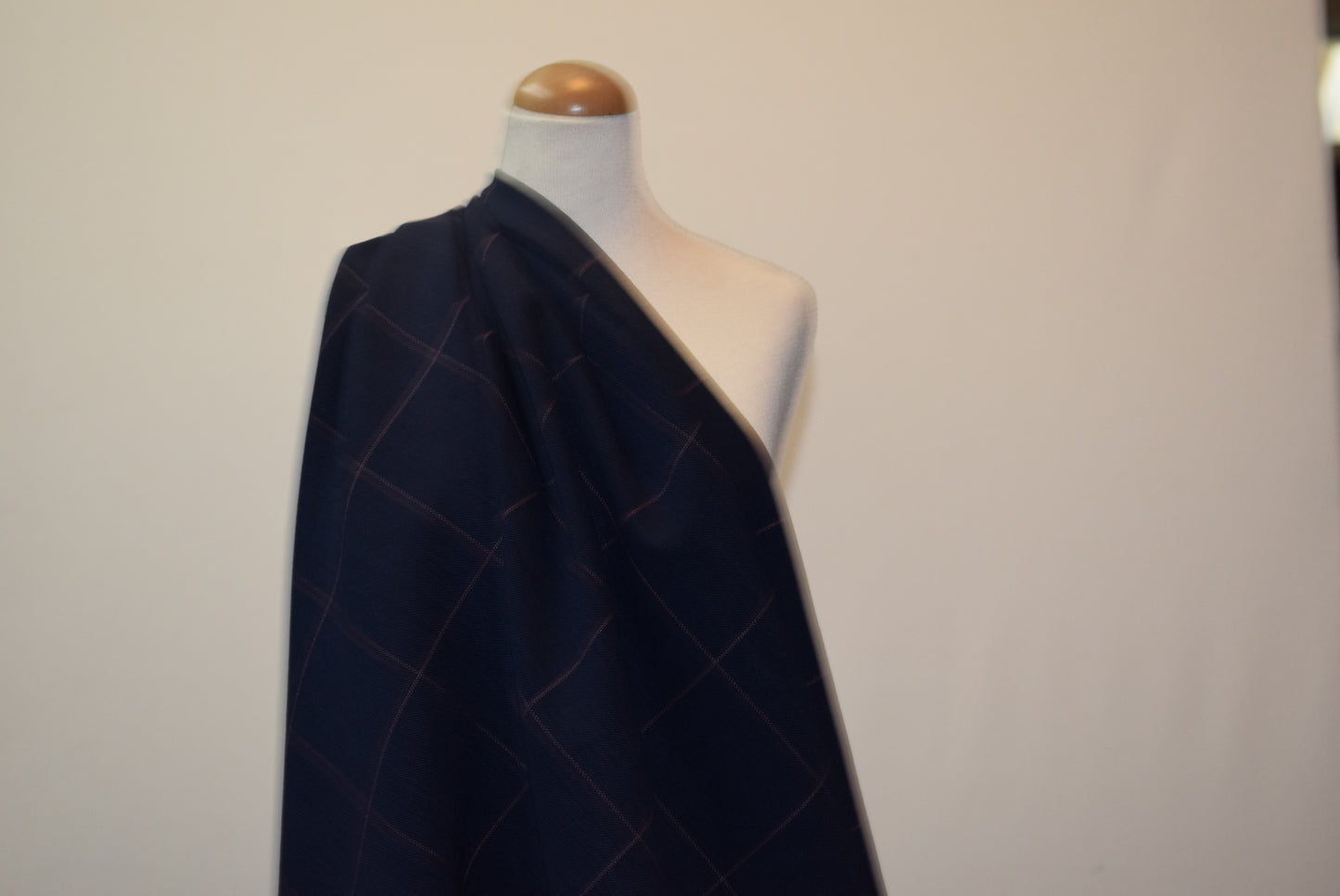 Navy/Pink Lightweight Suiting