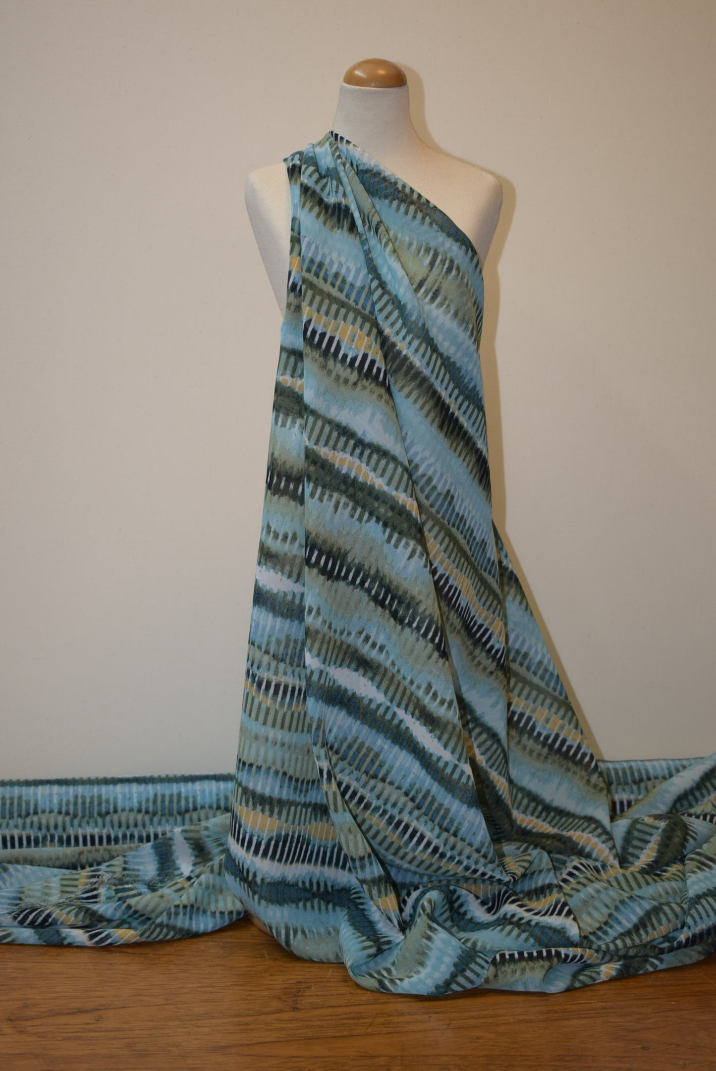 'Horizon' Georgette - Green