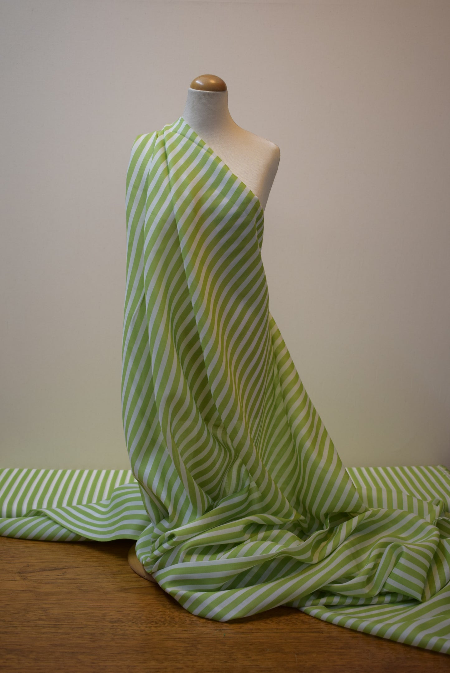 Lyocell Lawn Stripe - Lime
