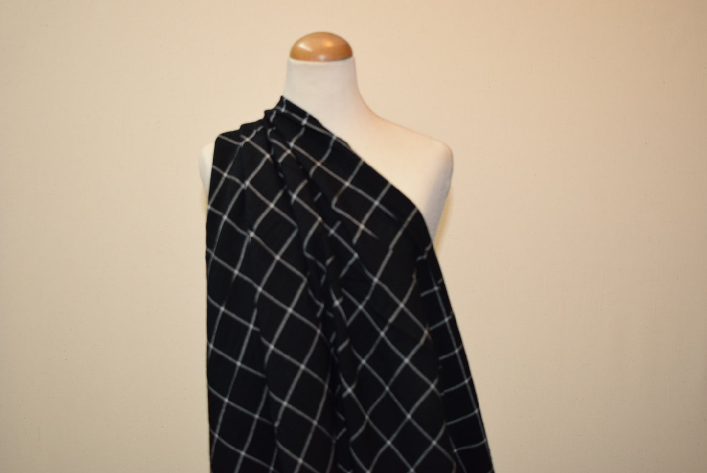 Black & White Crinkle Check