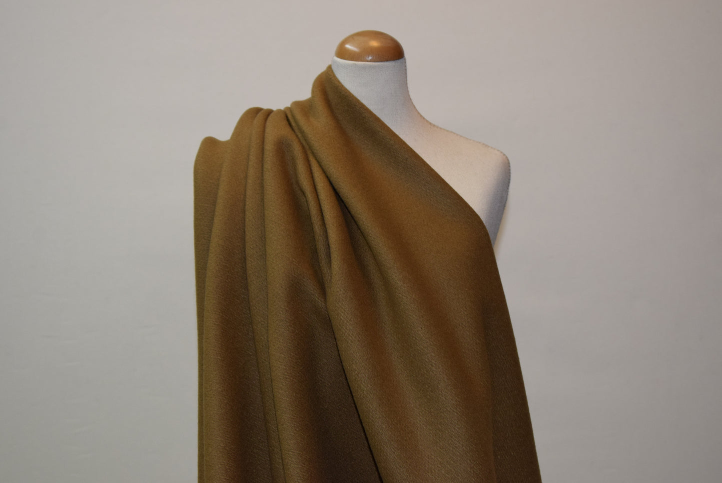 Camel Stretch Broken Crepe