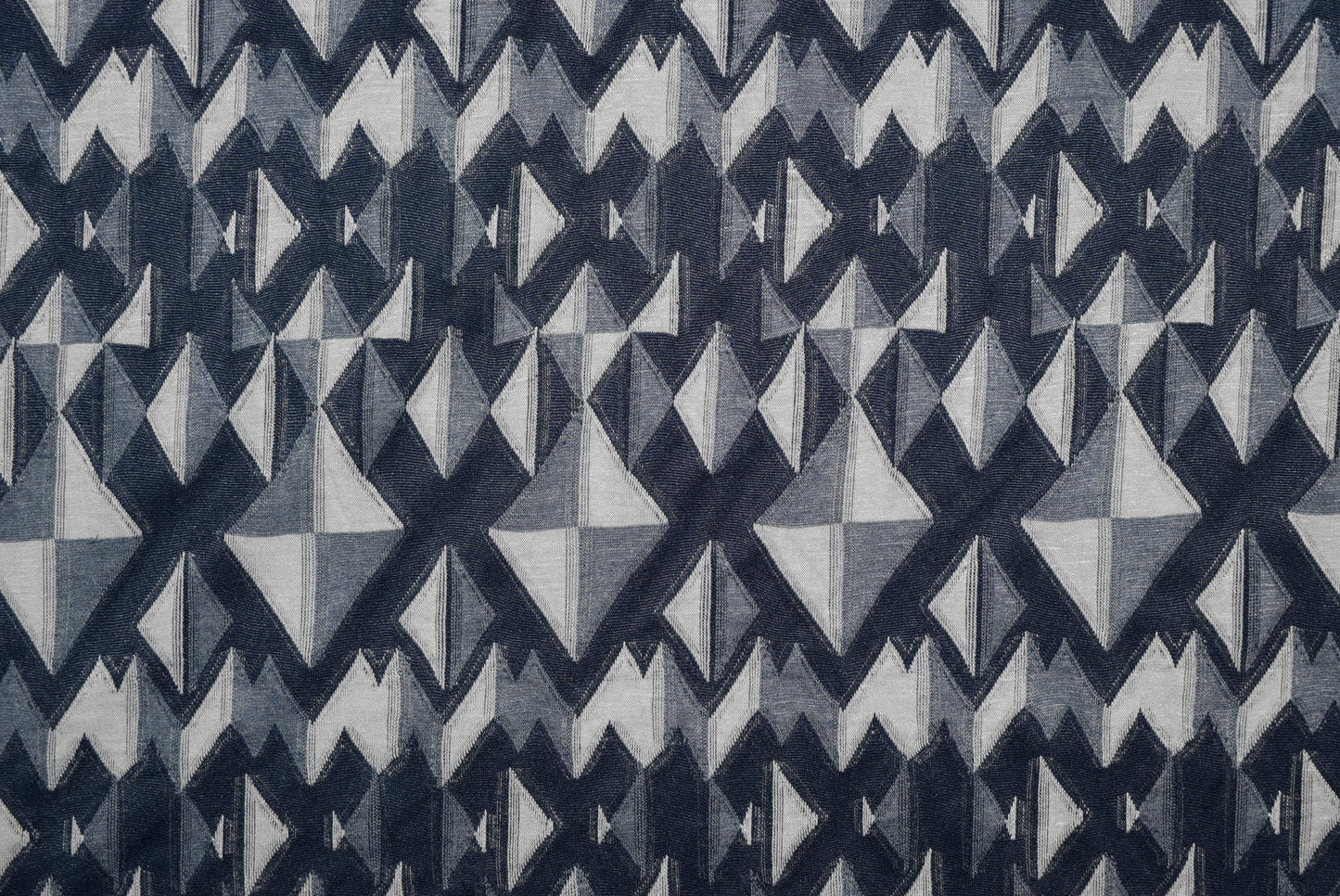 'Textured Triangles' Jeresy