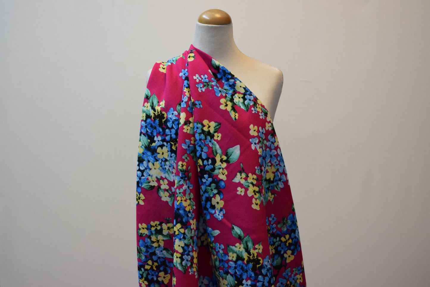 'Blue Bouquet' Javannaise - Cerise