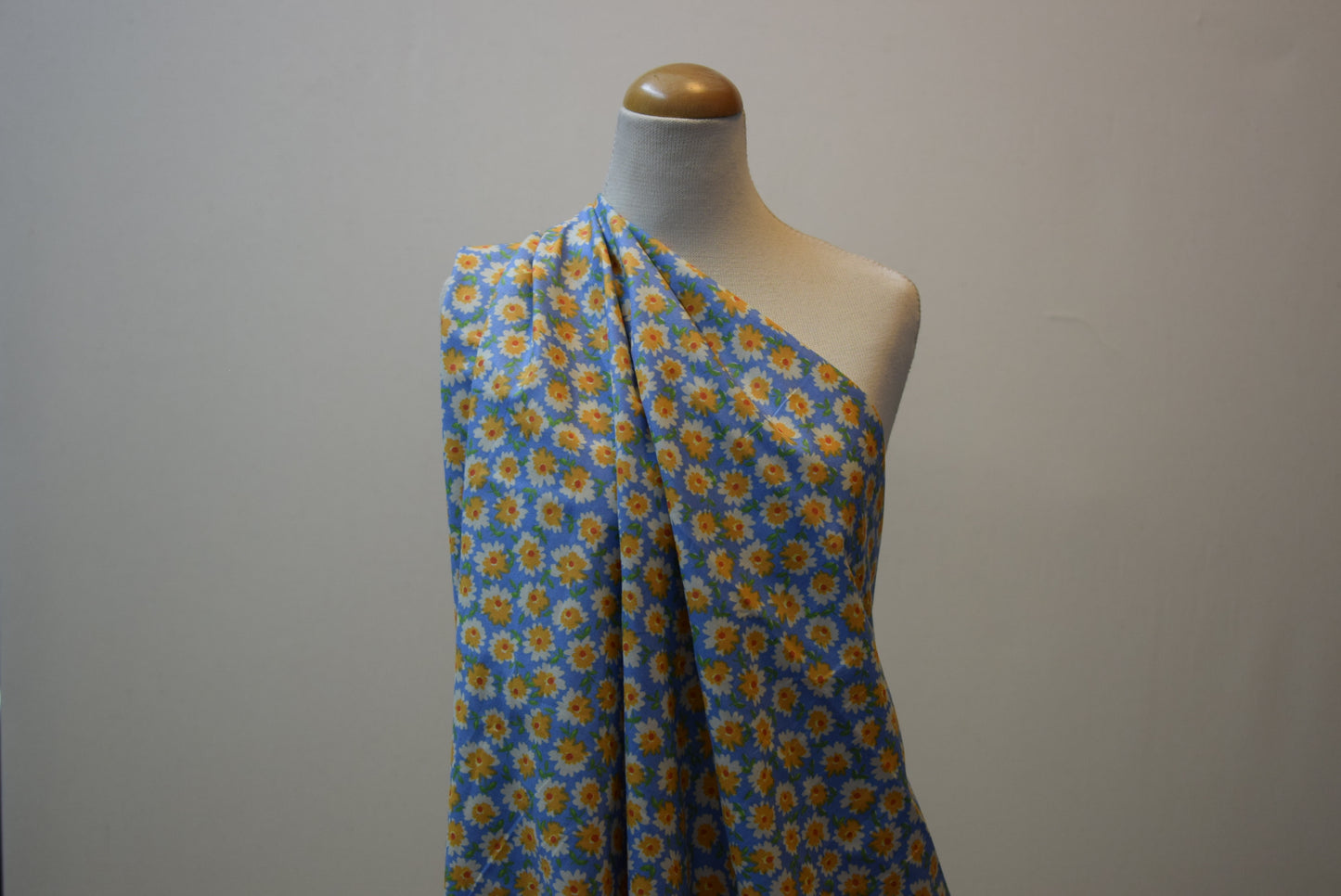 'Catherine' Regency Lawn