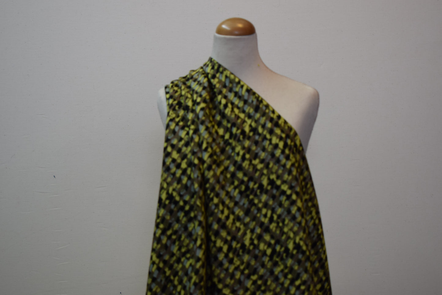 'Taryn' Viscose Twill - Earth