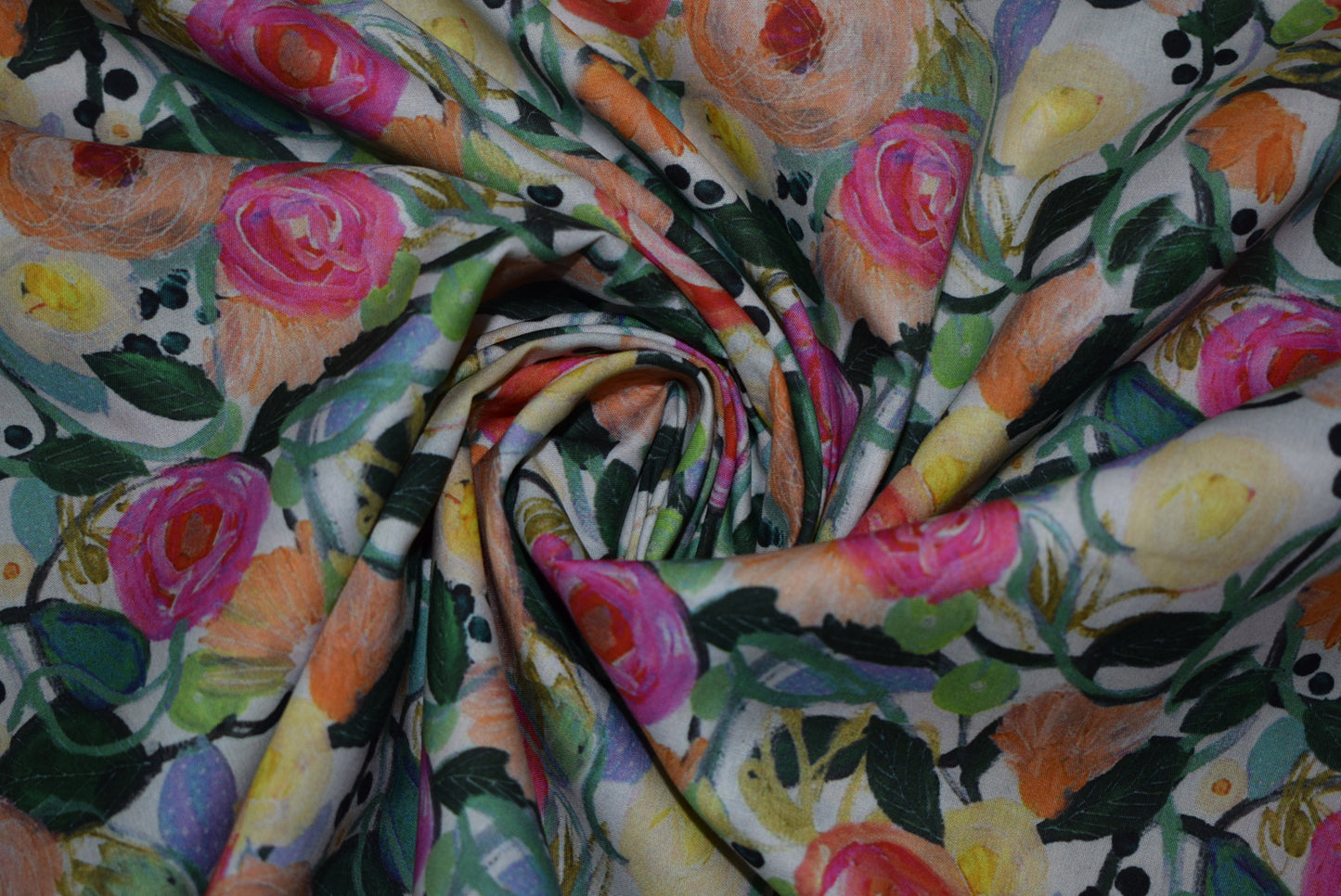 'Dahlia Delight' Lawn