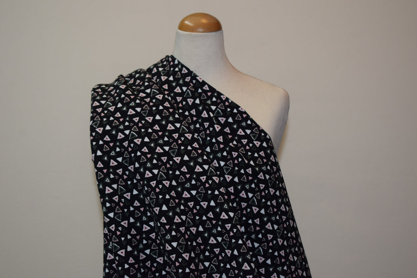 Ditzy 'Angles' Crosswise Stretch