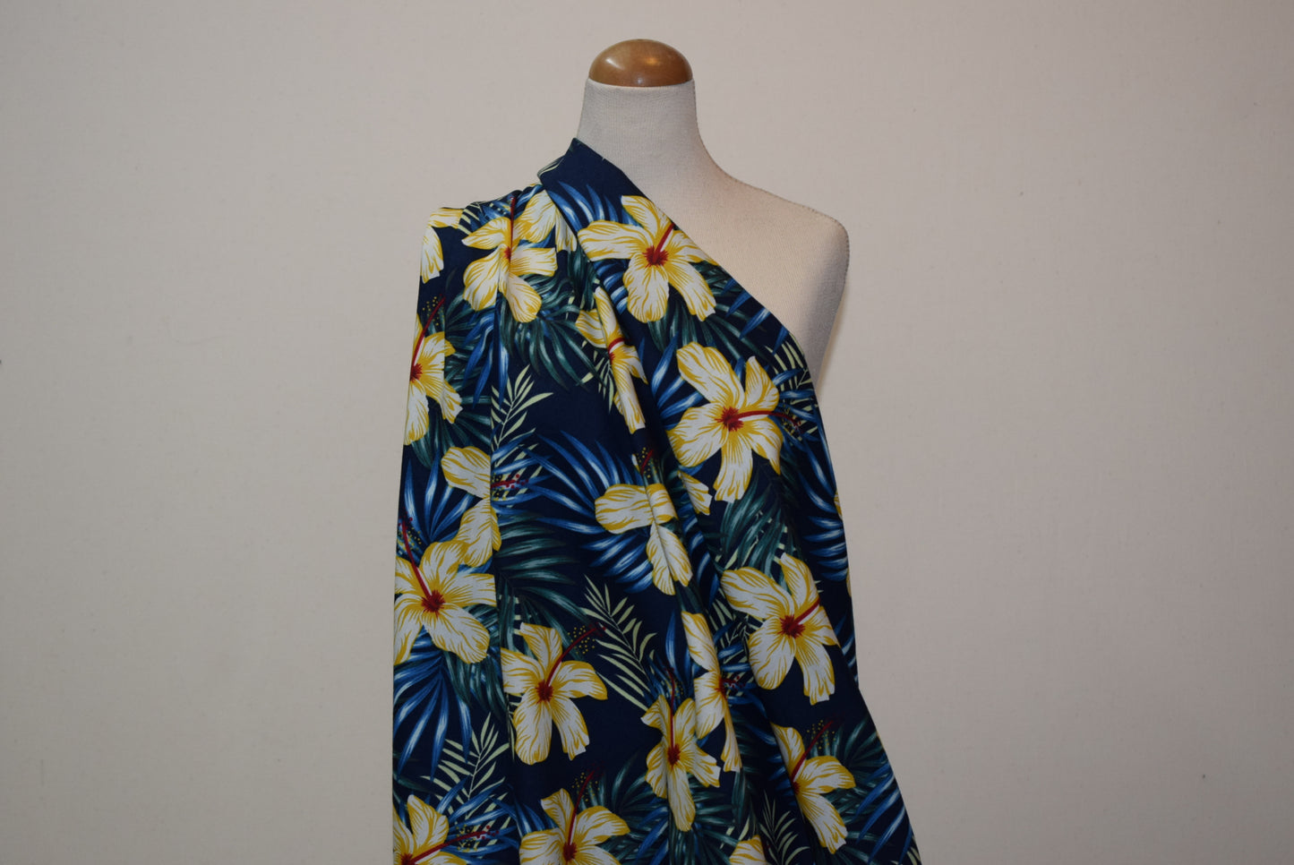'Hibiscus' -Ochre