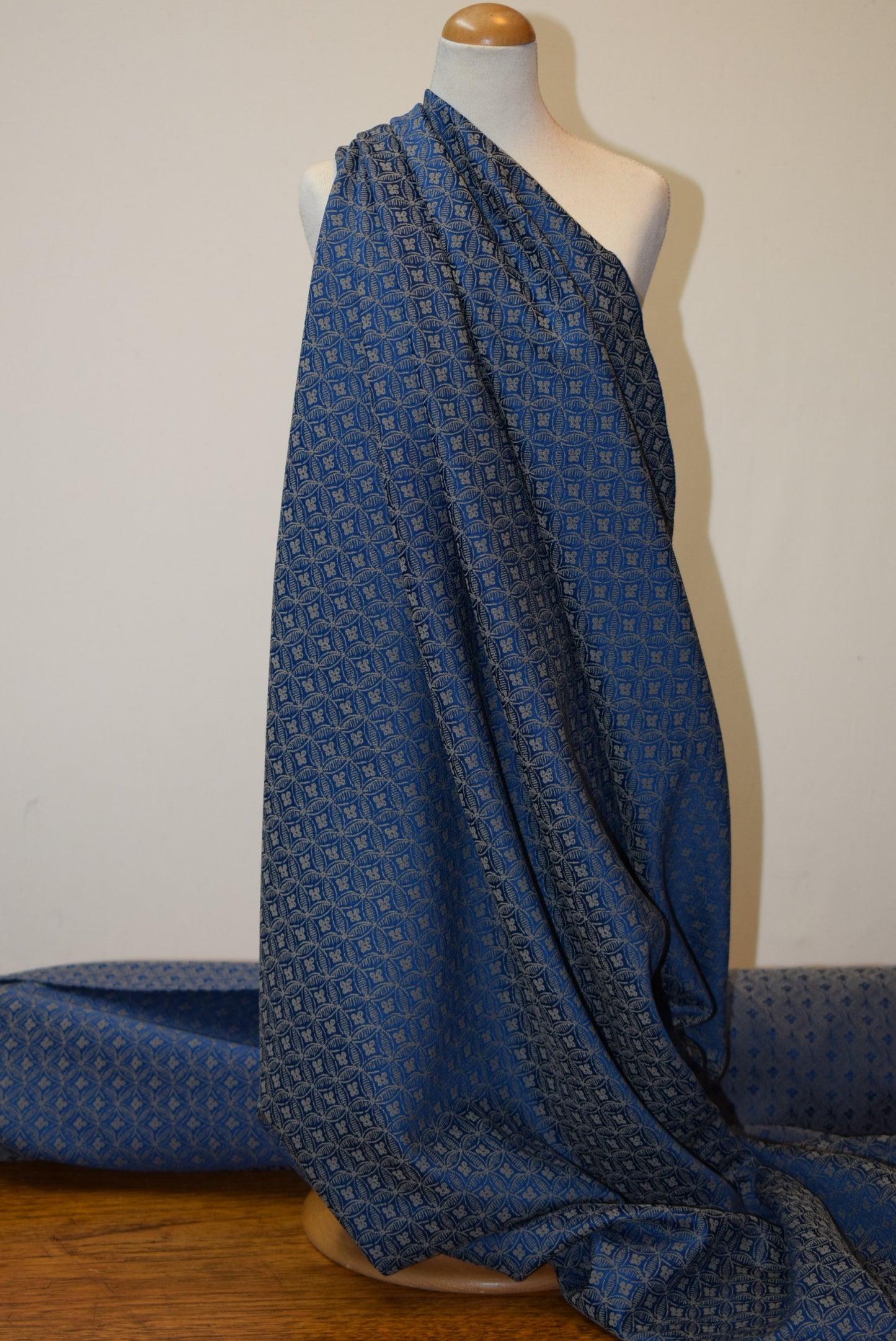 'Catherine' Stretch Jacquard
