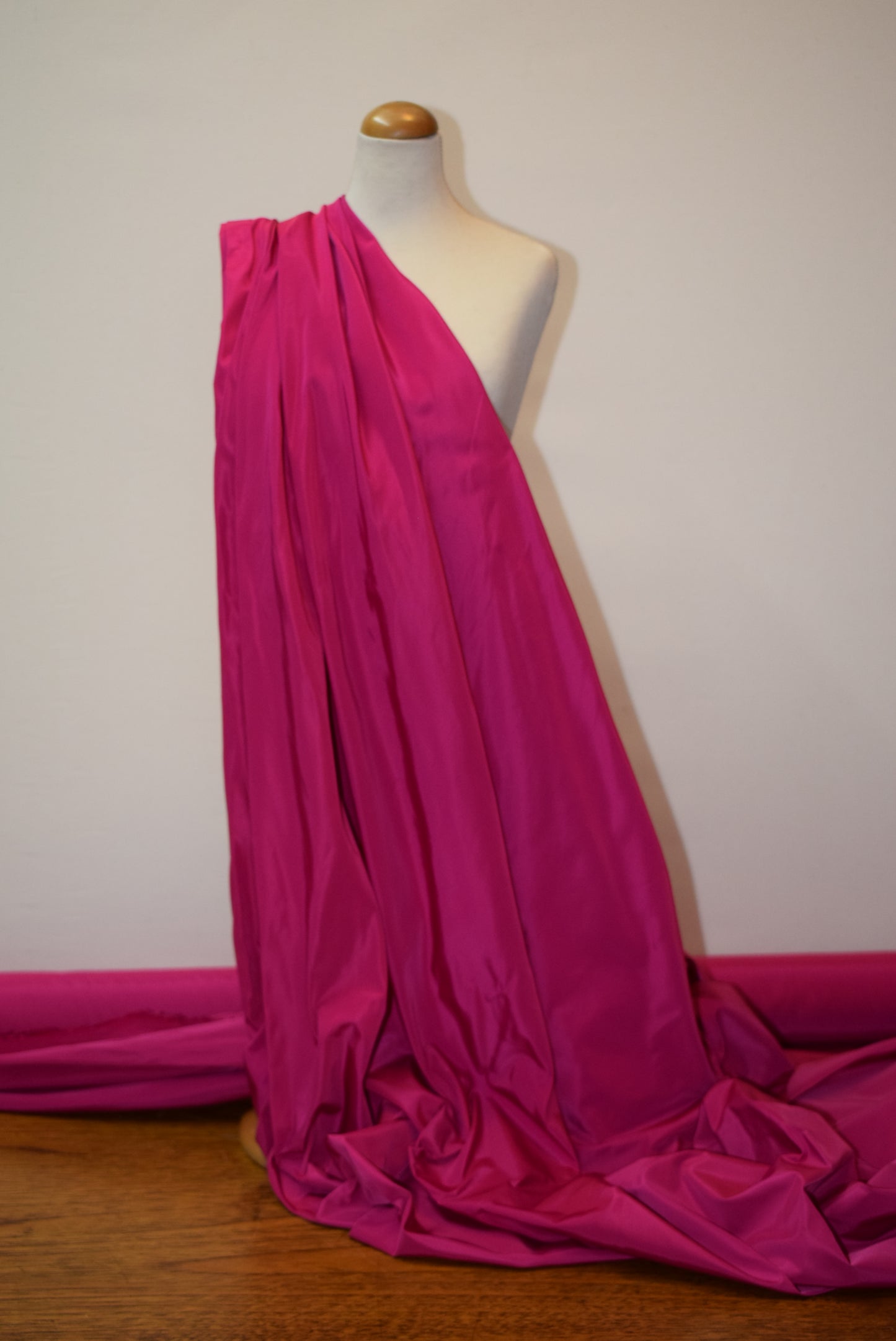 'Memory' Taffeta - Bright Green