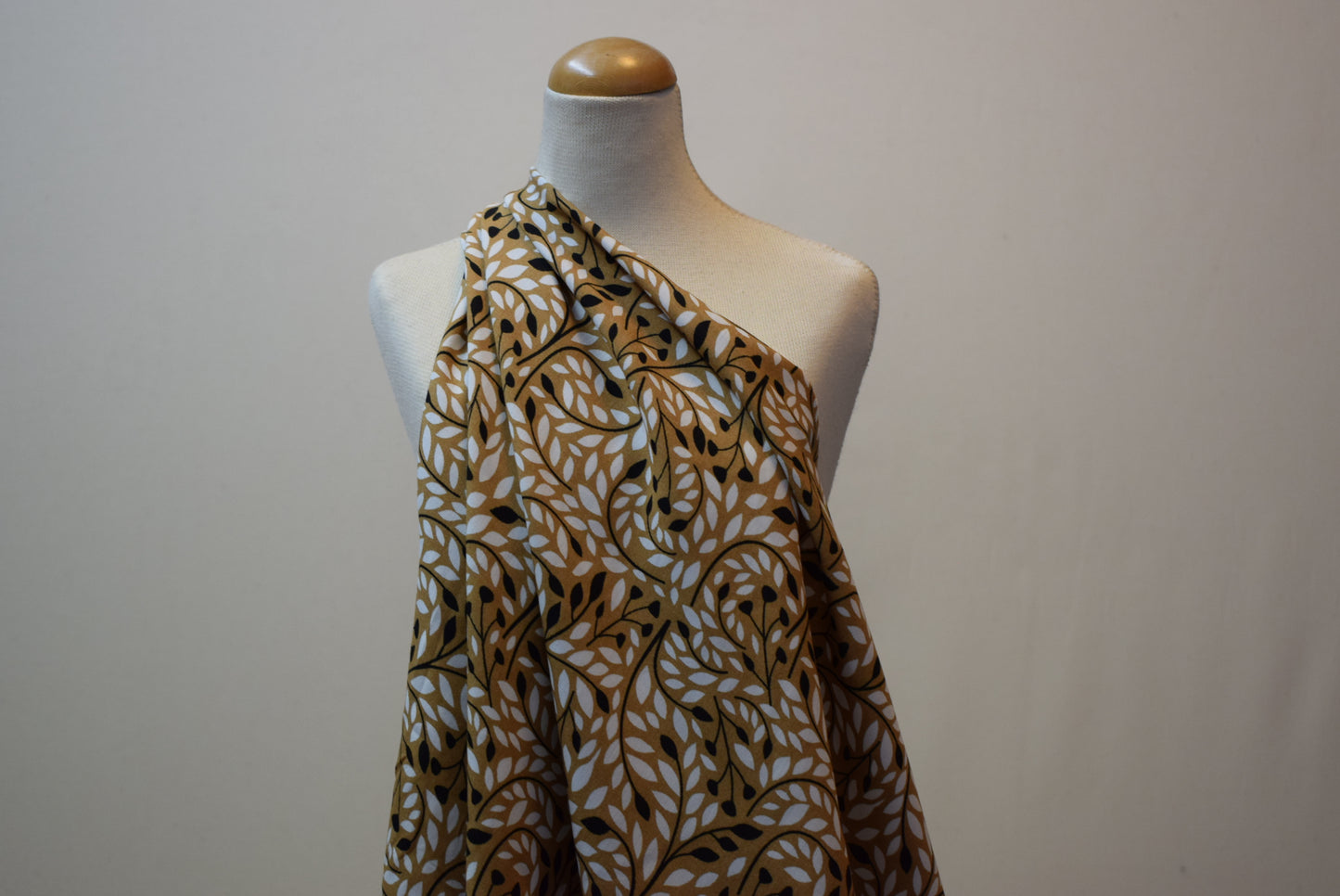 'Isadorra' Print - Tan