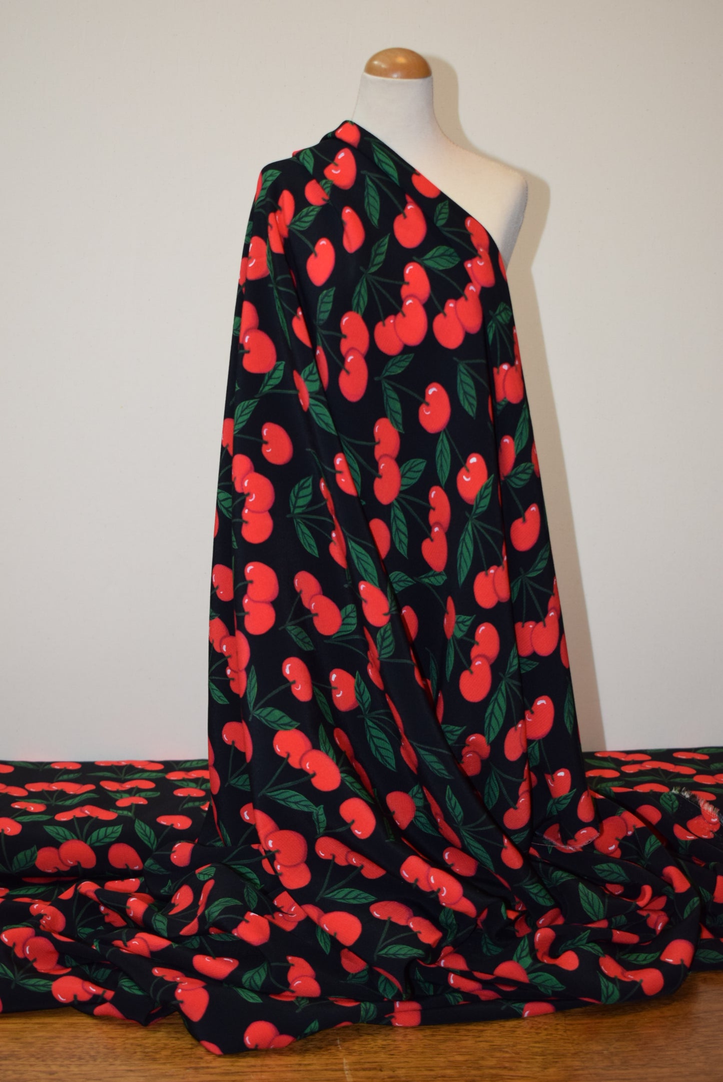 'Mon Cheri' Printed Crépe (Fabric Godmother Collection)