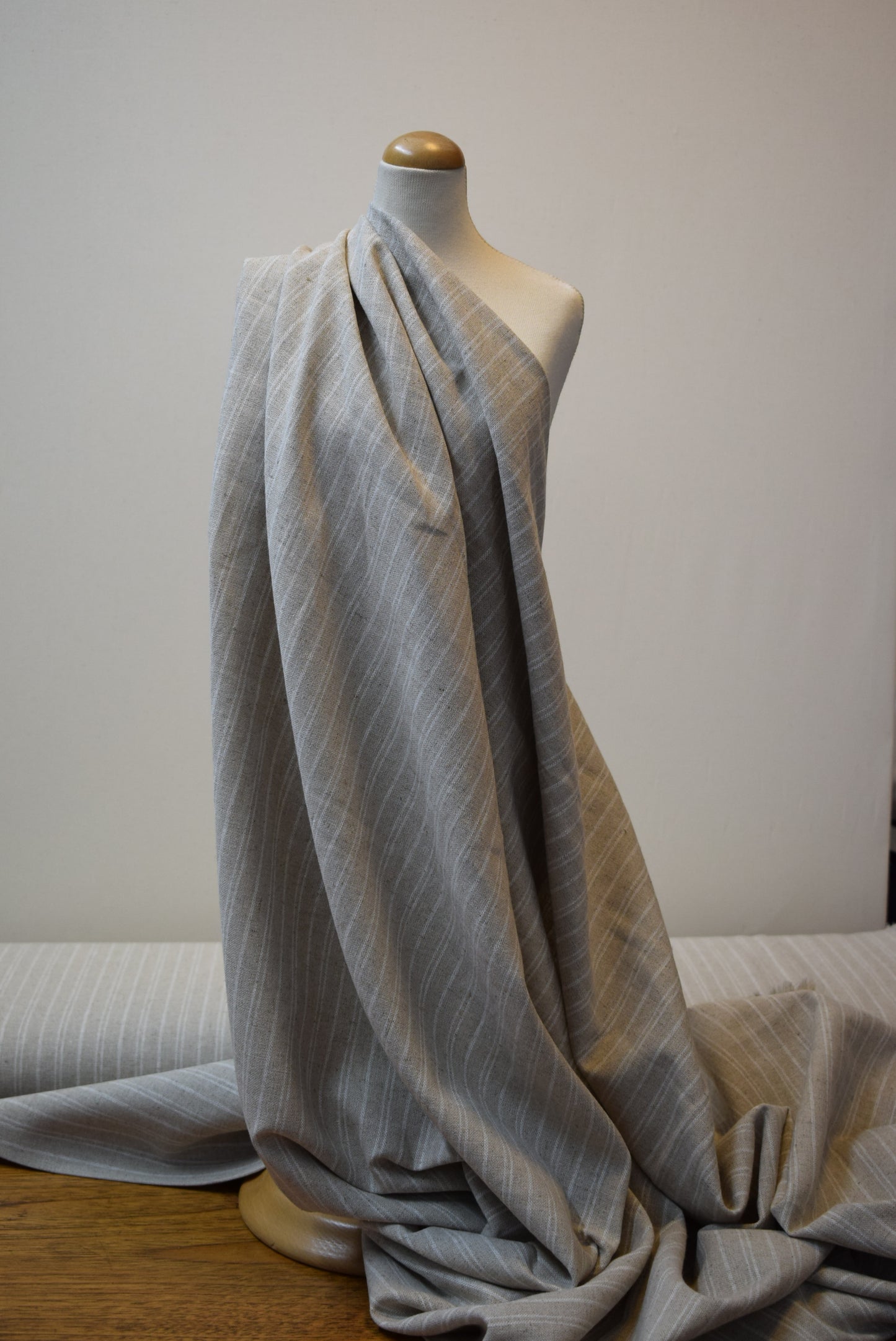 'Tibet' Natural/Ivory Stripe