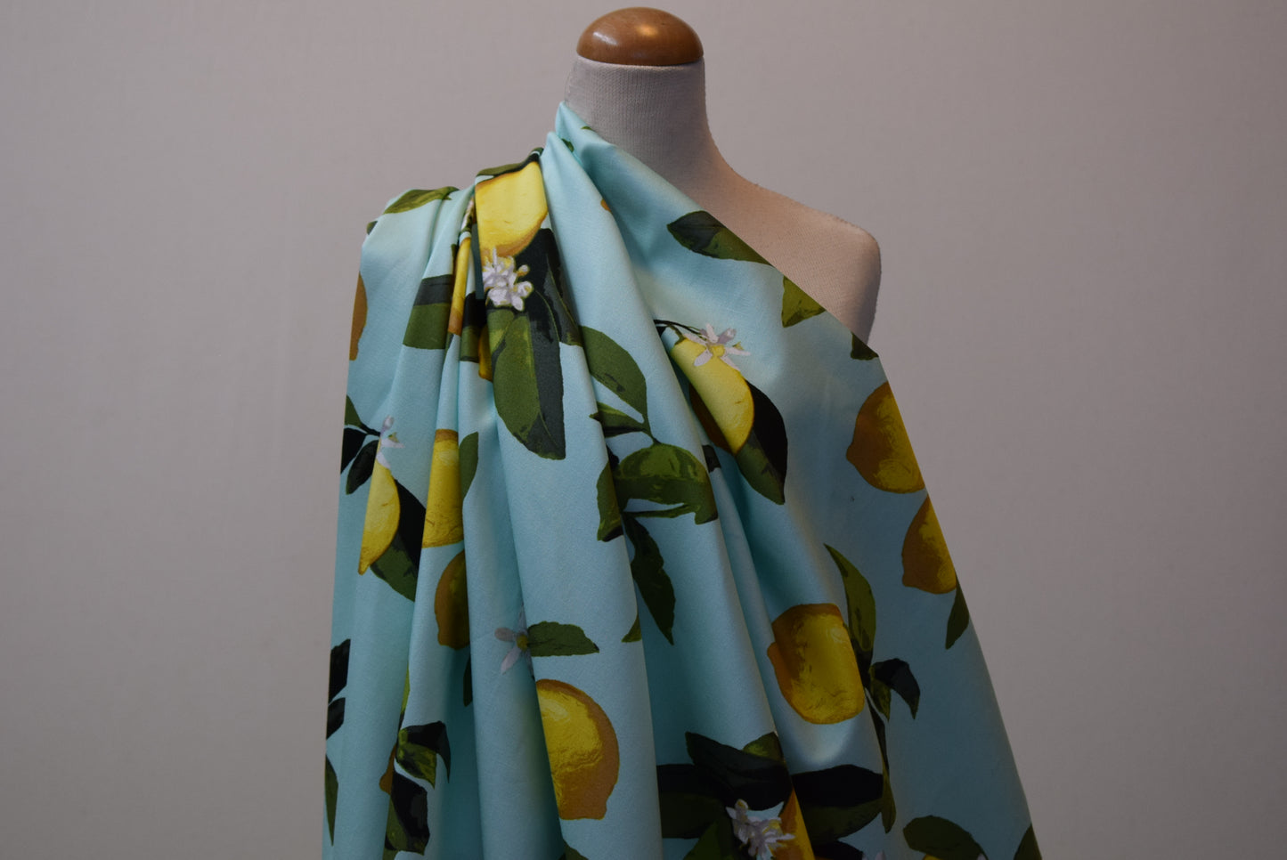 'Lemons' Stretch Sateen