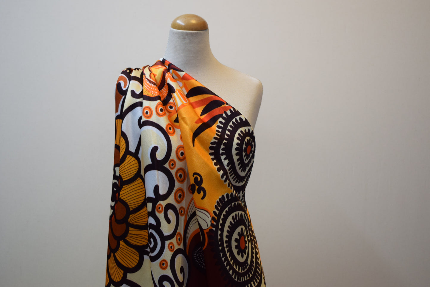 'Dimara' Satin - Gold