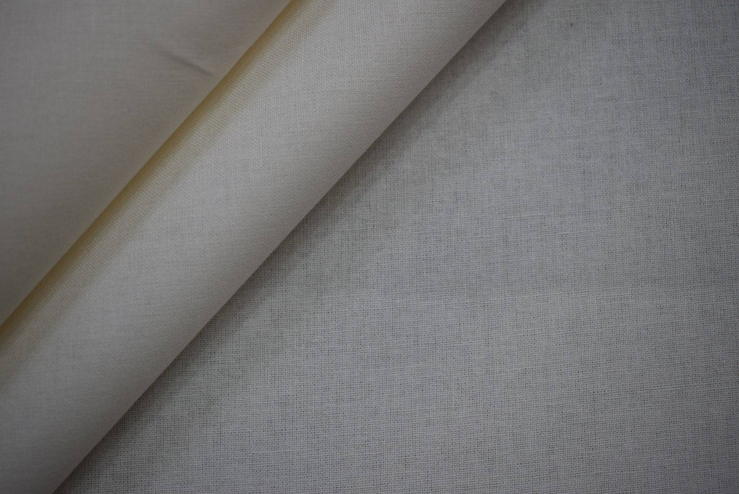 'Quilter's Plain' - Cream