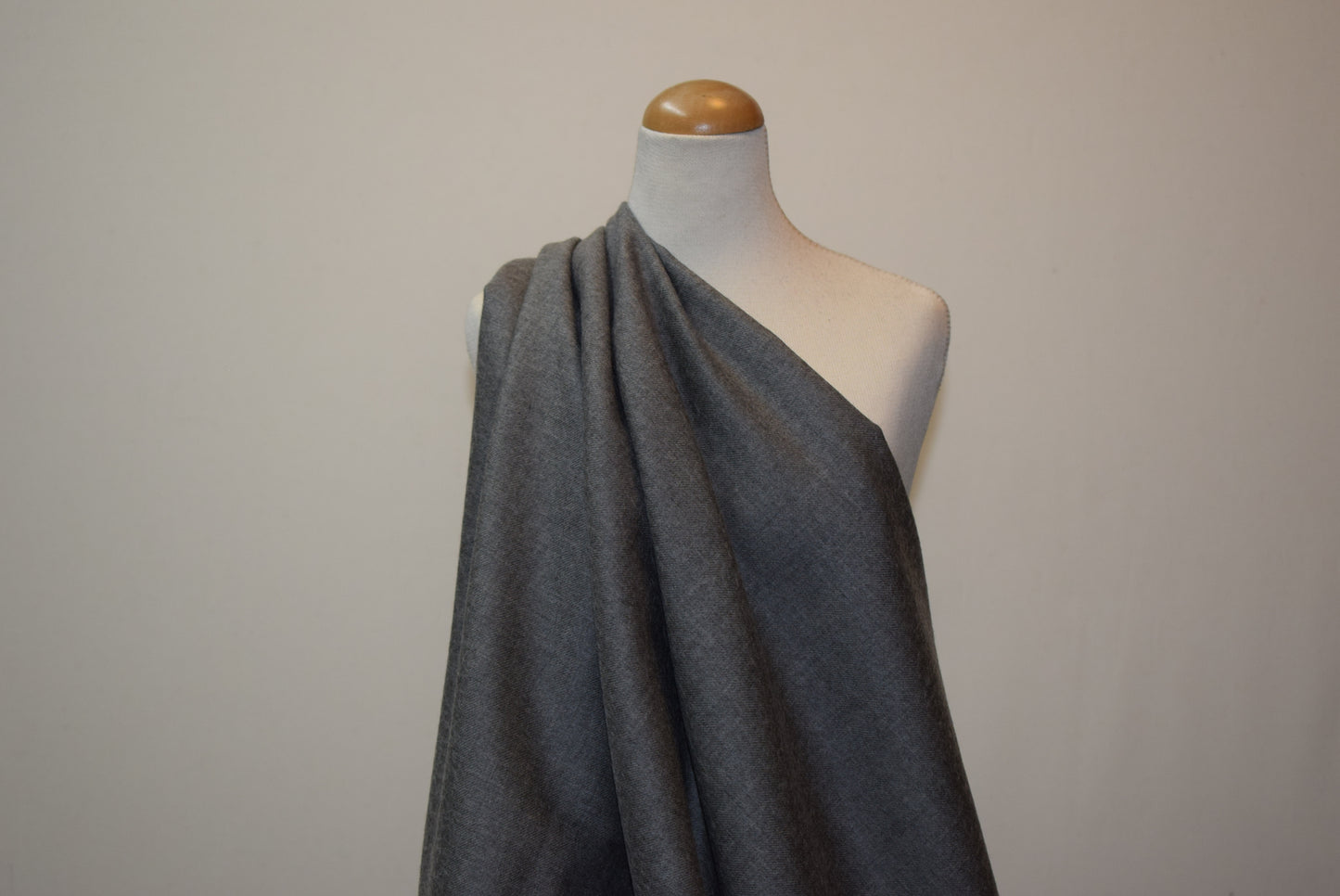 Fine Suiting - Taupe