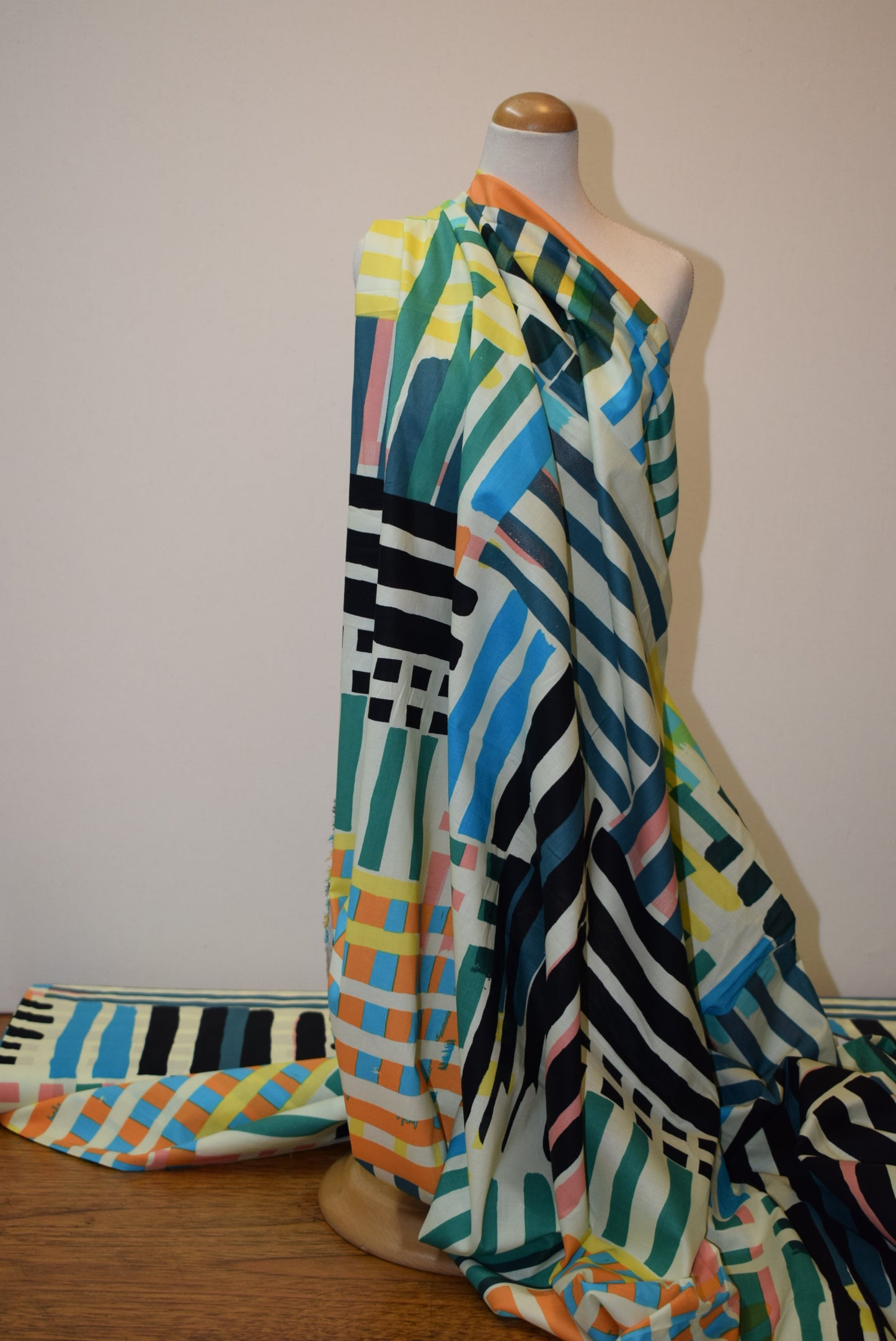 'Brush Strokes' Lawn - Yellow