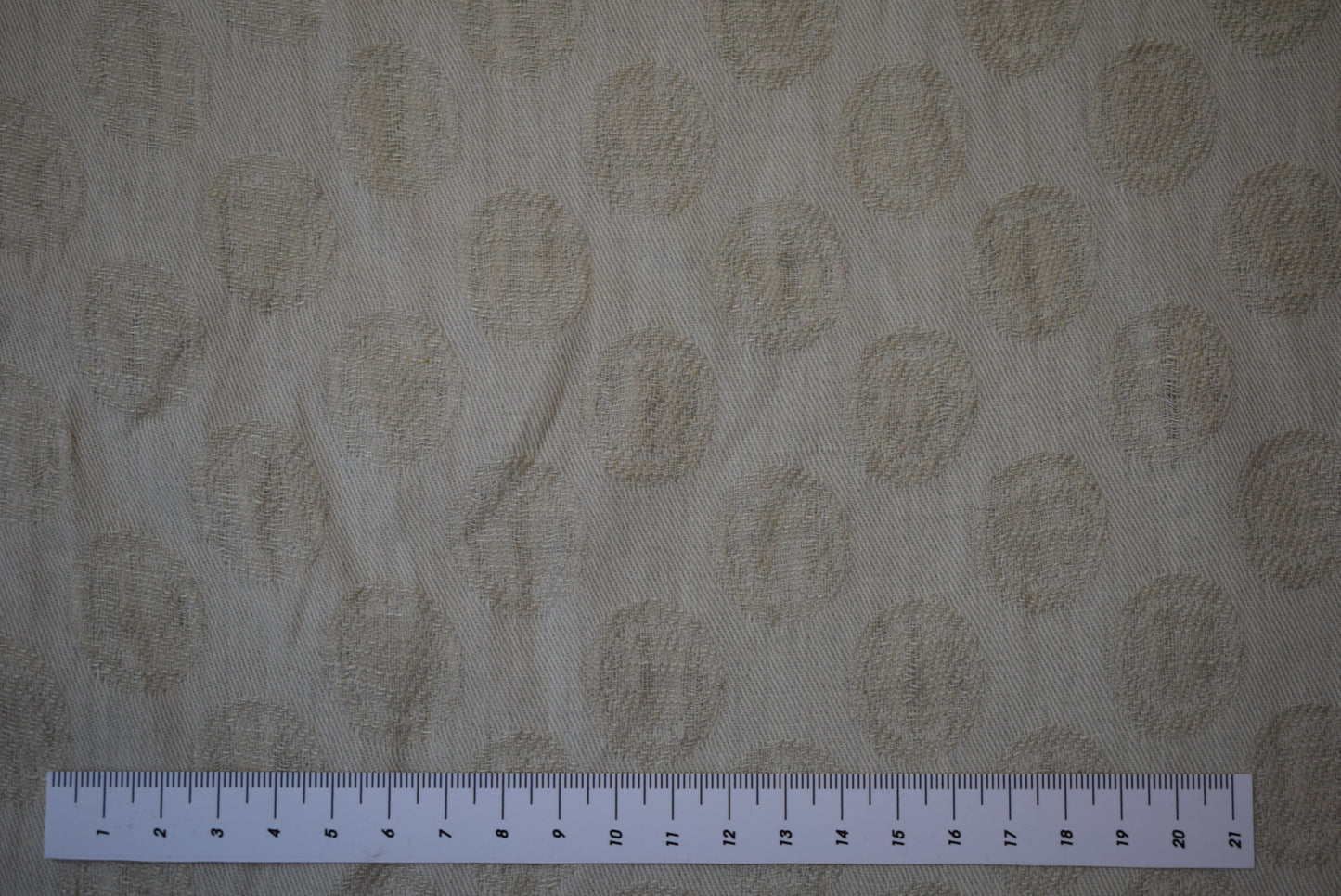 Jacquard Spot - Natural