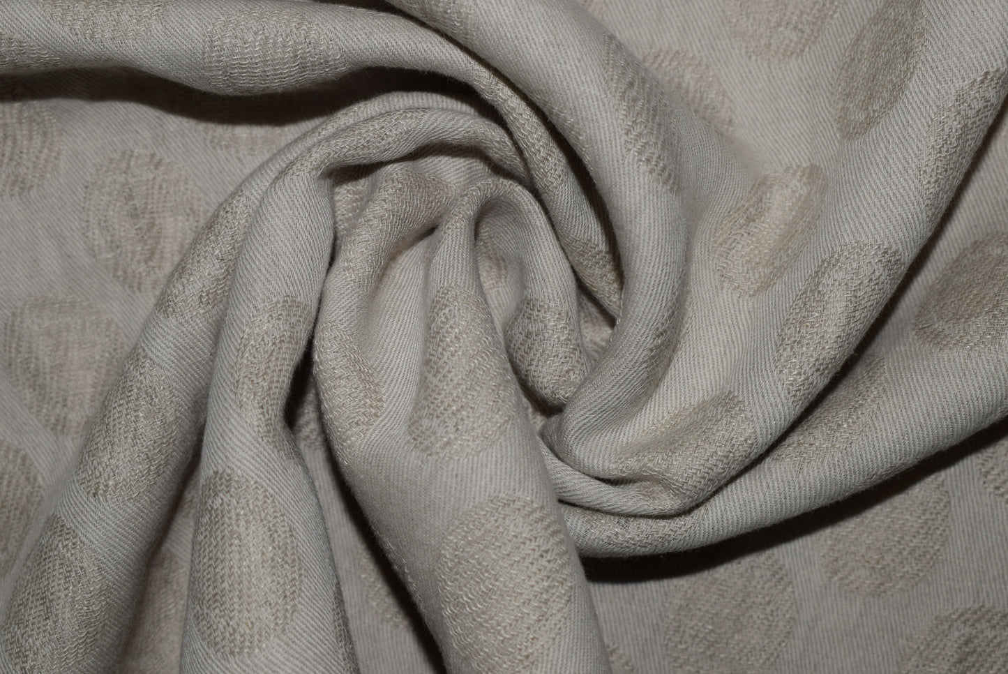Jacquard Spot - Natural